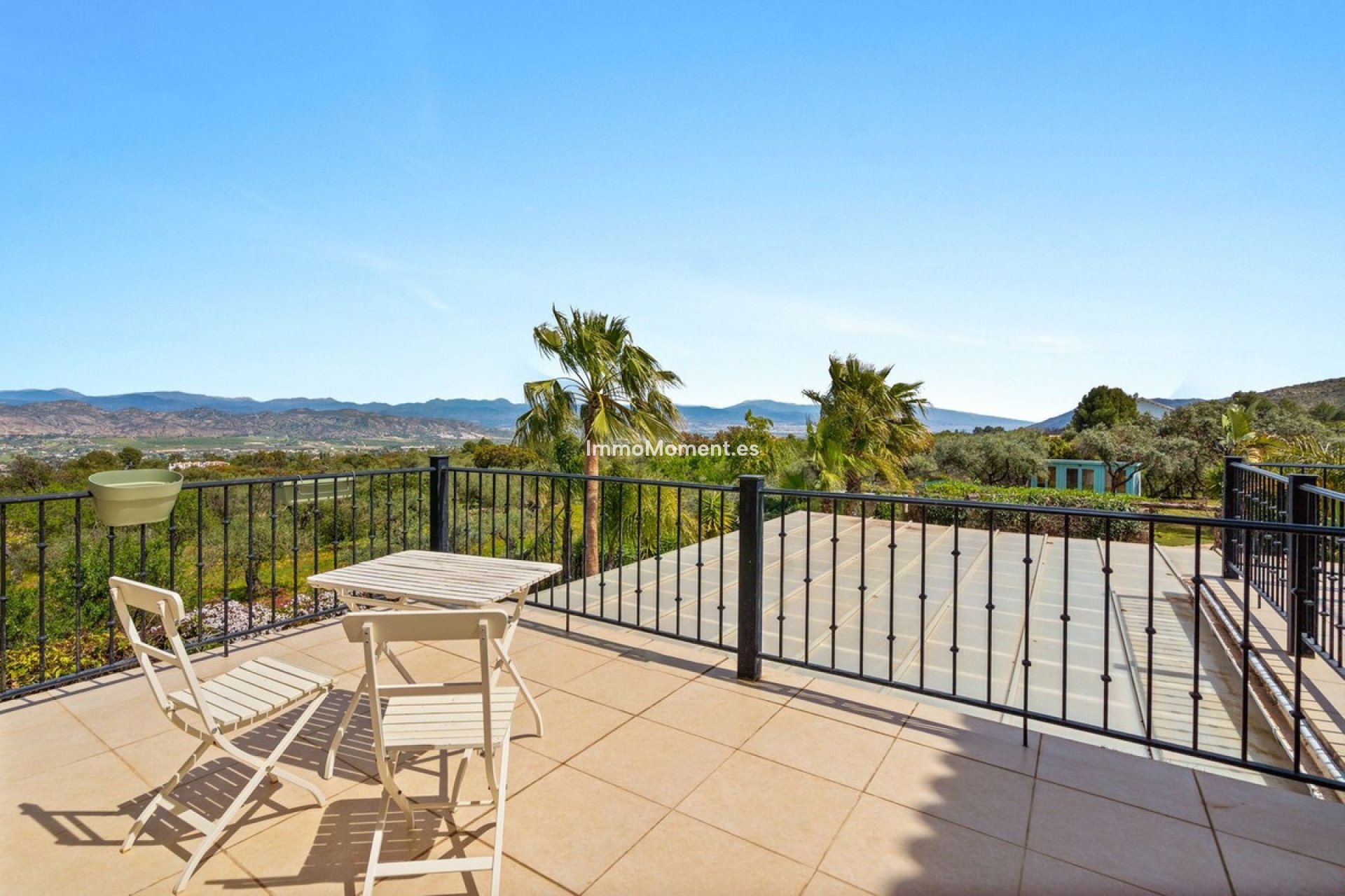 Resale - Detached villa - Inland  - Alhaurín el Grande Centro