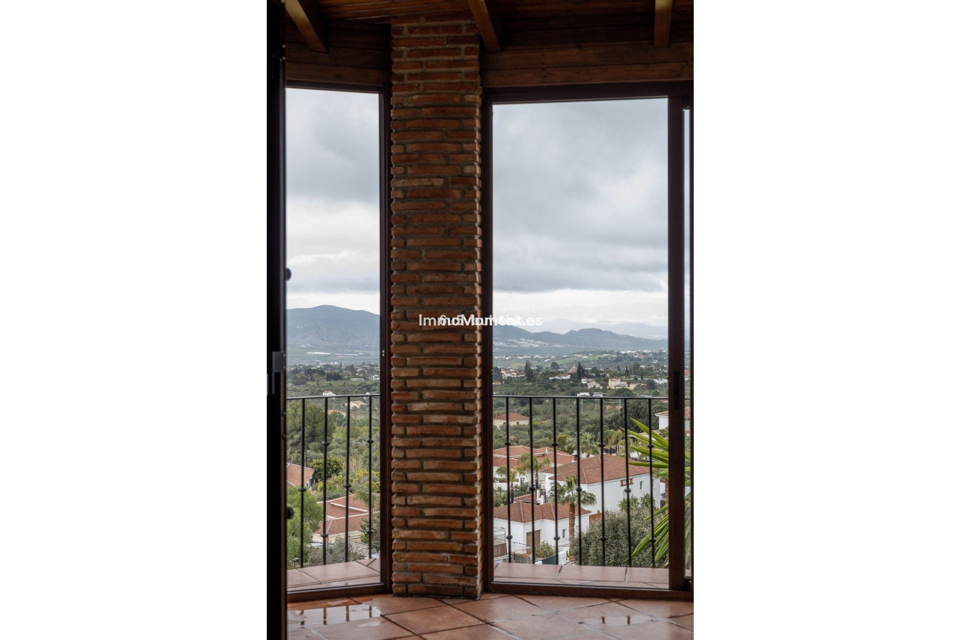 Resale - Detached villa - Inland  - Alhaurín el Grande Centro