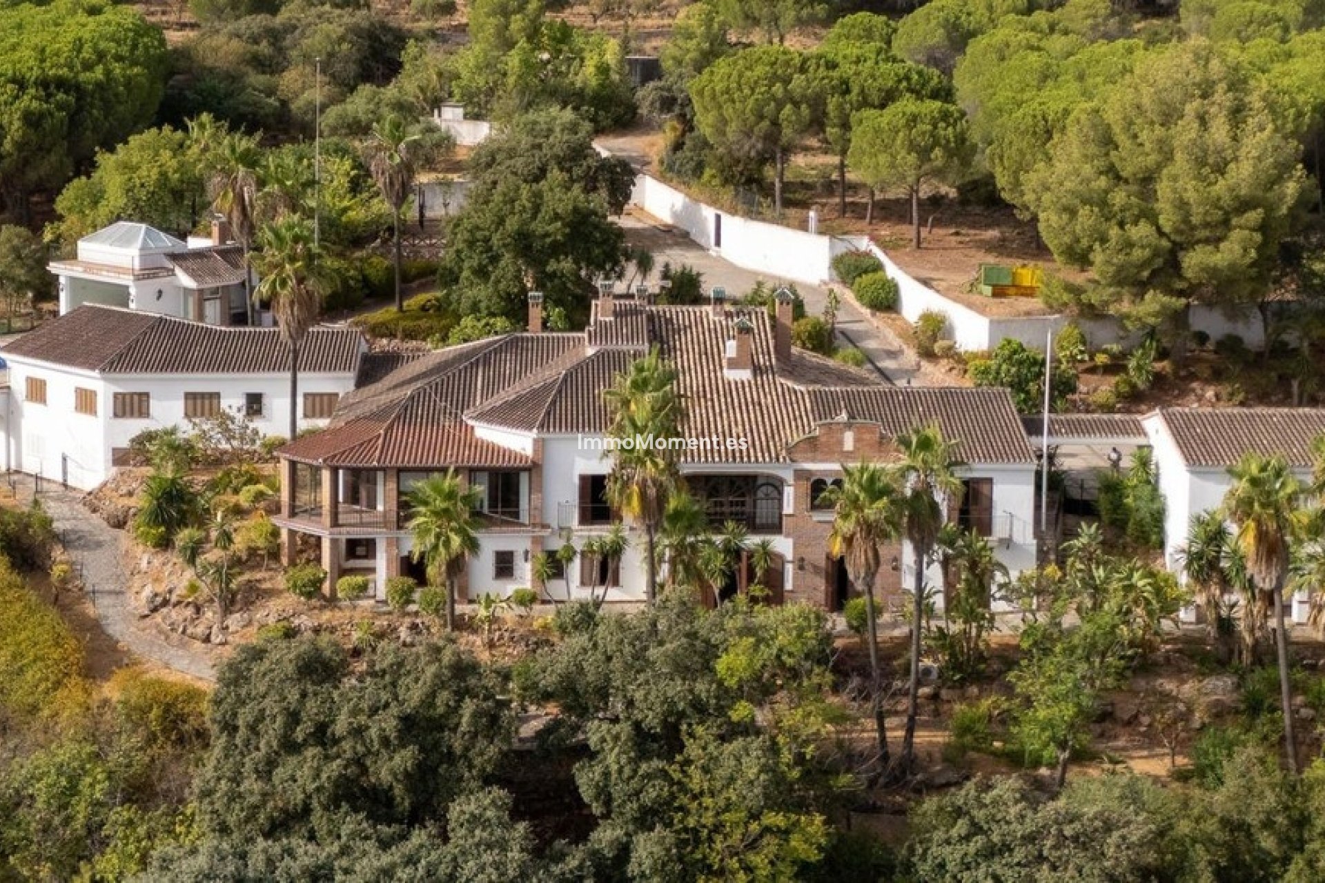 Resale - Detached villa - Inland  - Alhaurín el Grande Centro