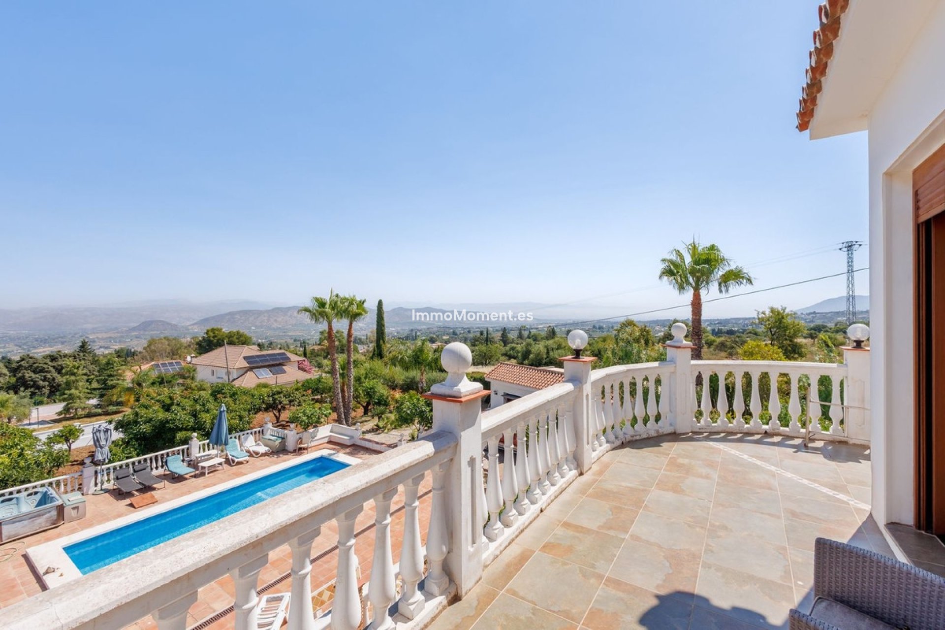 Resale - Detached villa - Inland  - Alhaurín el Grande Centro