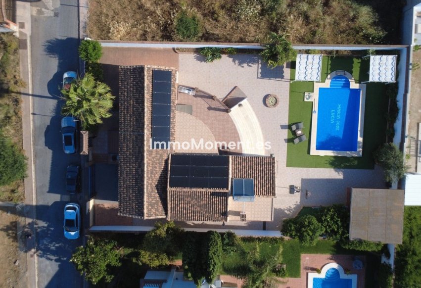 Resale - Detached villa - Inland  - Alhaurín el Grande Centro