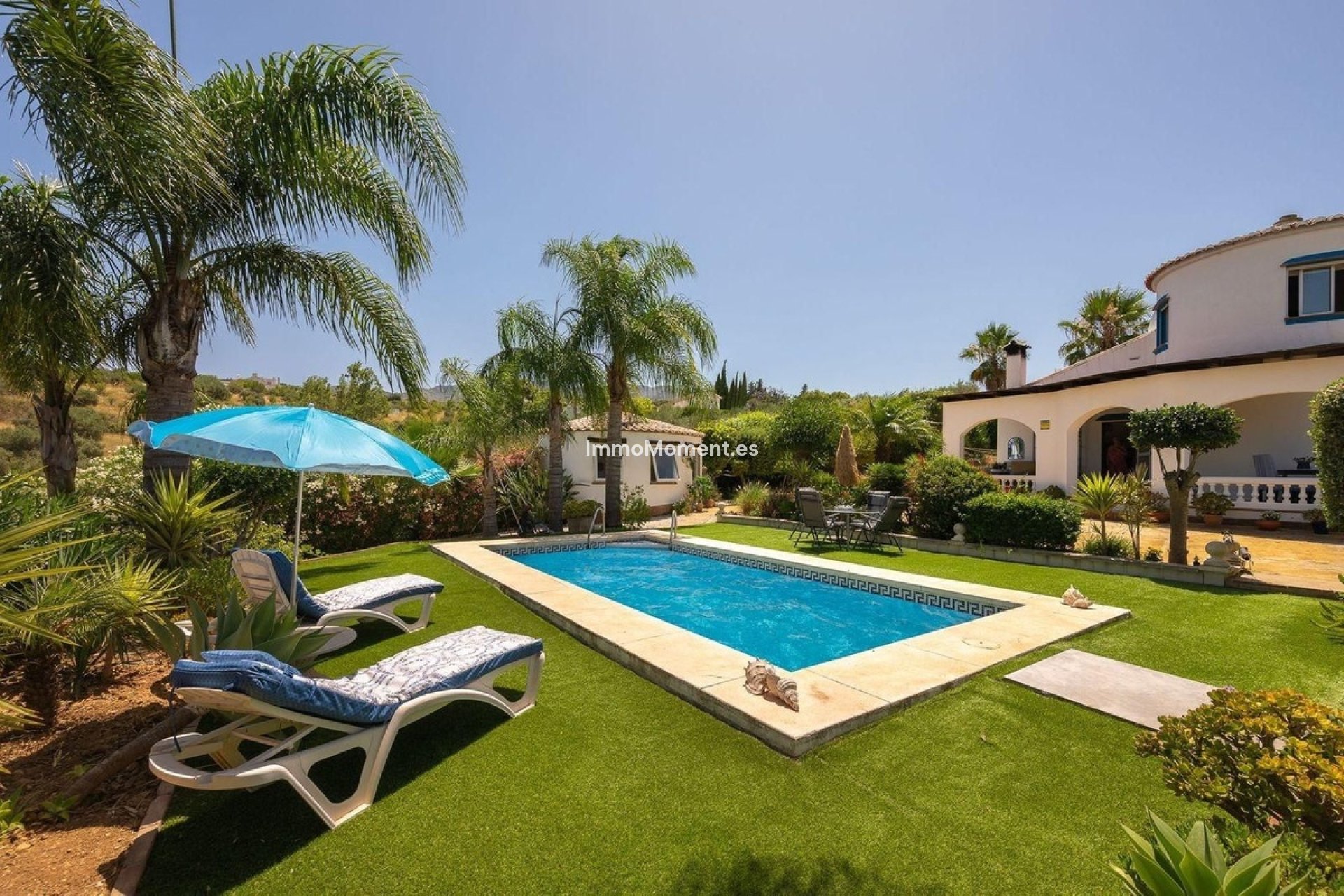 Resale - Detached villa - Inland  - Alhaurín el Grande Centro