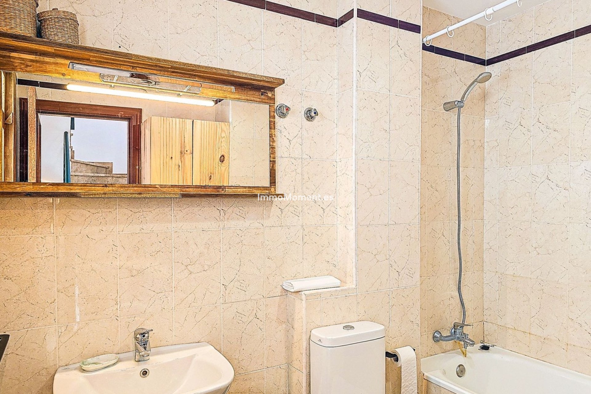 Resale - Detached villa - Inland  - Almogía