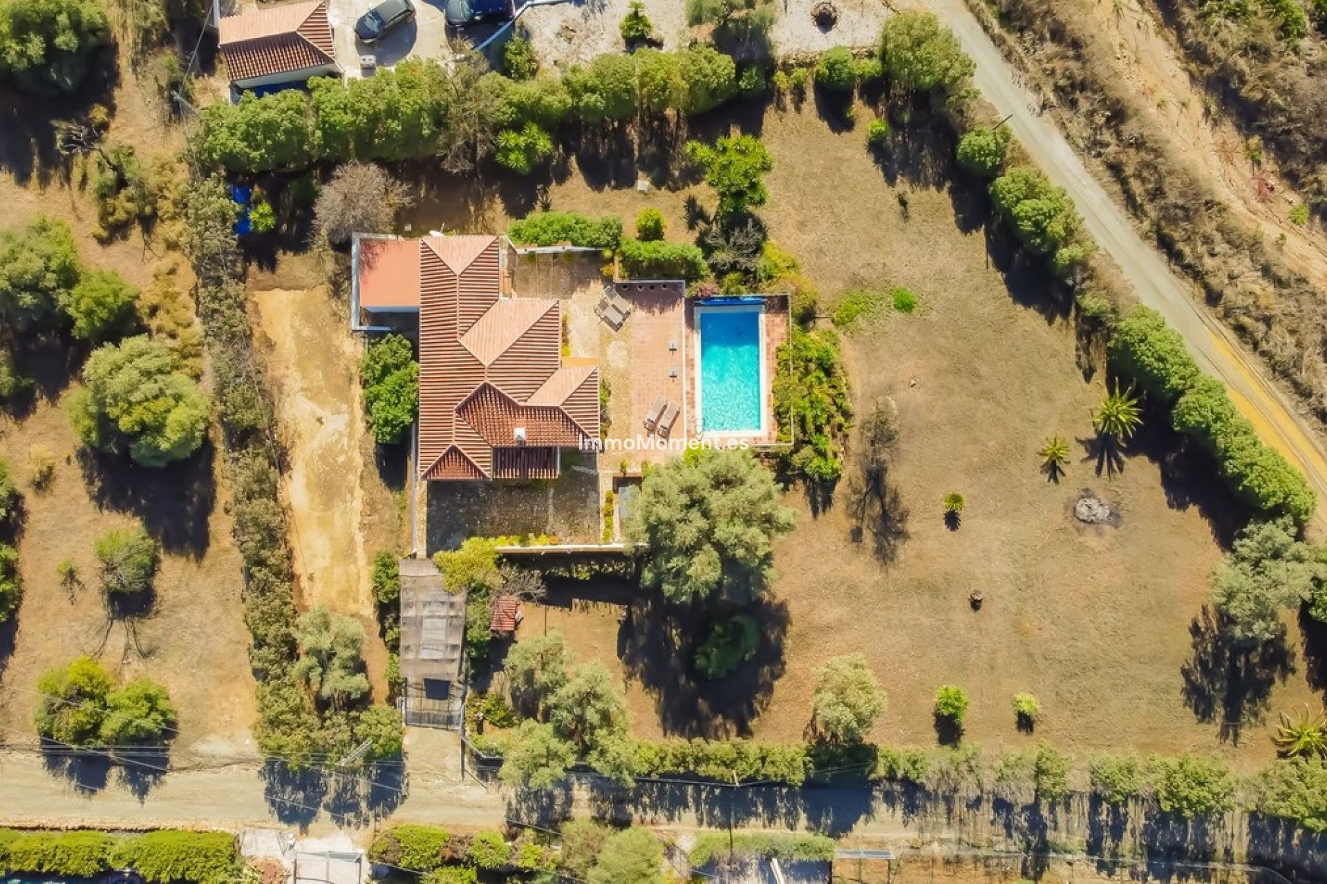 Resale - Detached villa - Inland  - Almogía