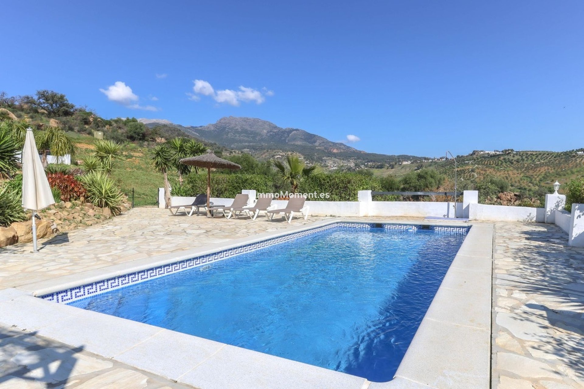 Resale - Detached villa - Inland  - Alozaina