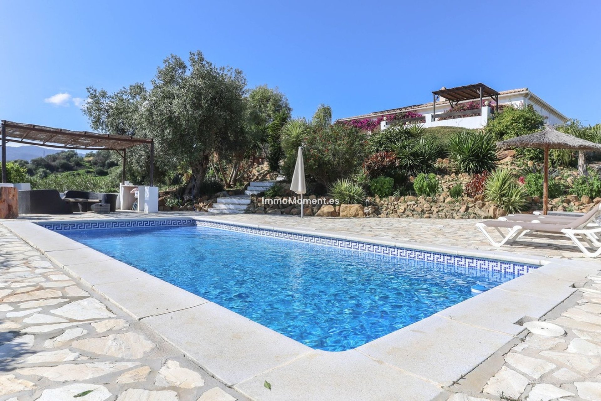 Resale - Detached villa - Inland  - Alozaina