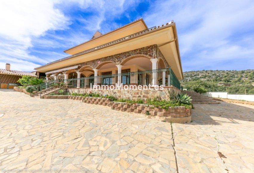 Resale - Detached villa - Inland  - Churriana