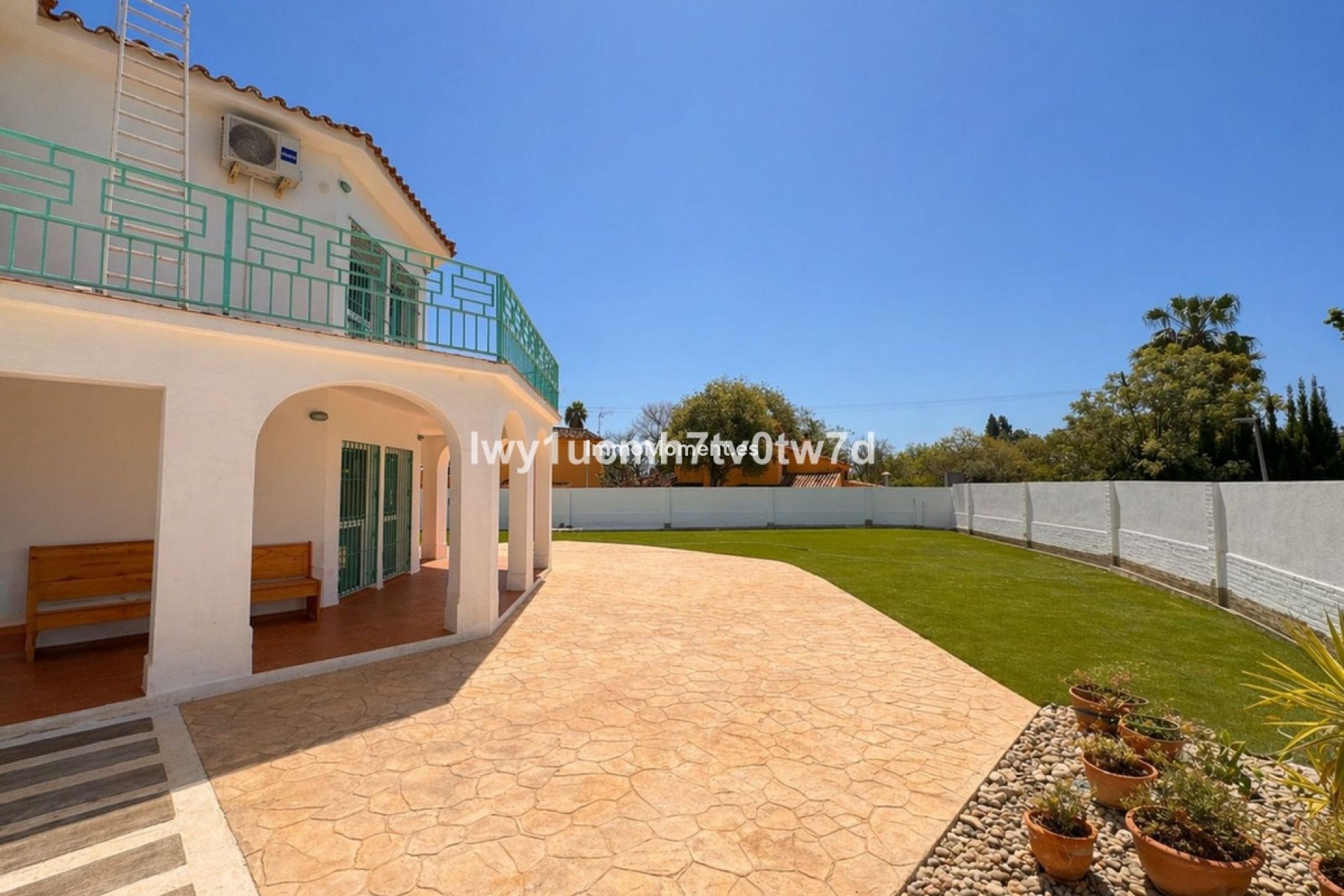 Resale - Detached villa - Inland  - Churriana