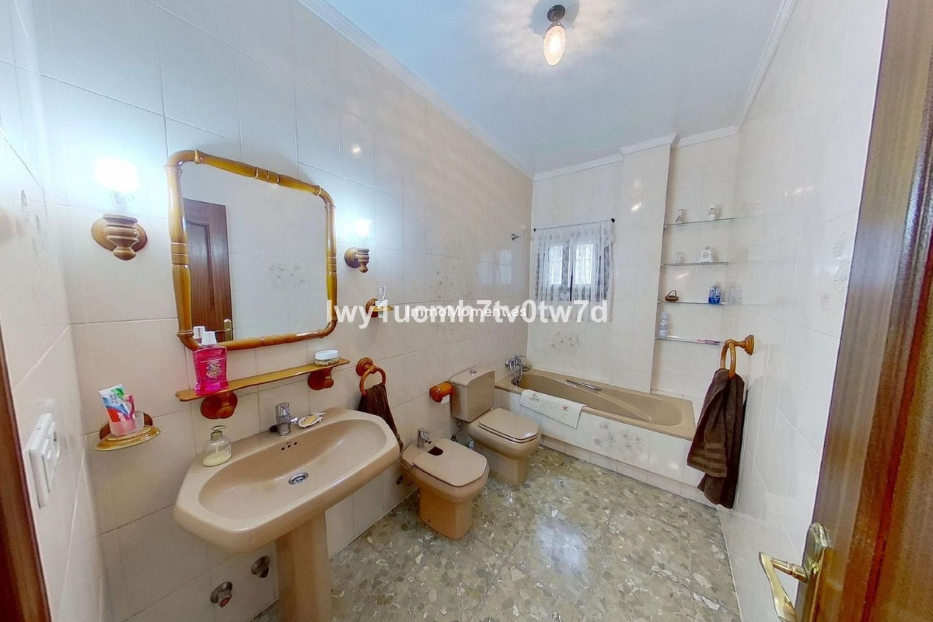 Resale - Detached villa - Inland  - Churriana