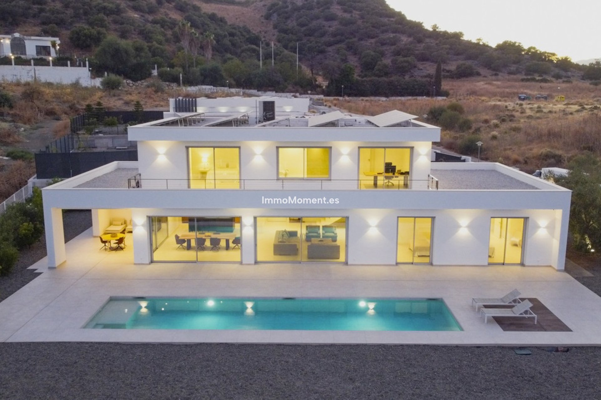 Resale - Detached villa - Inland  - Coín
