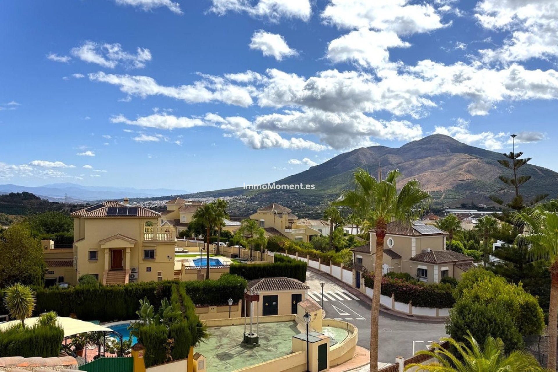 Resale - Detached villa - Inland  - Coín