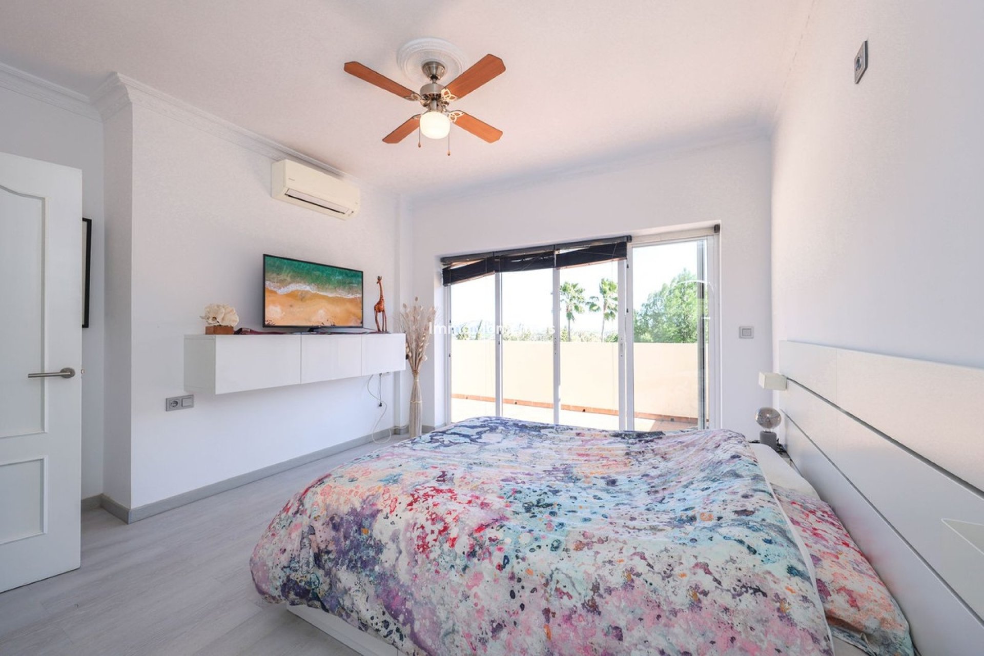 Resale - Detached villa - Inland  - Coín