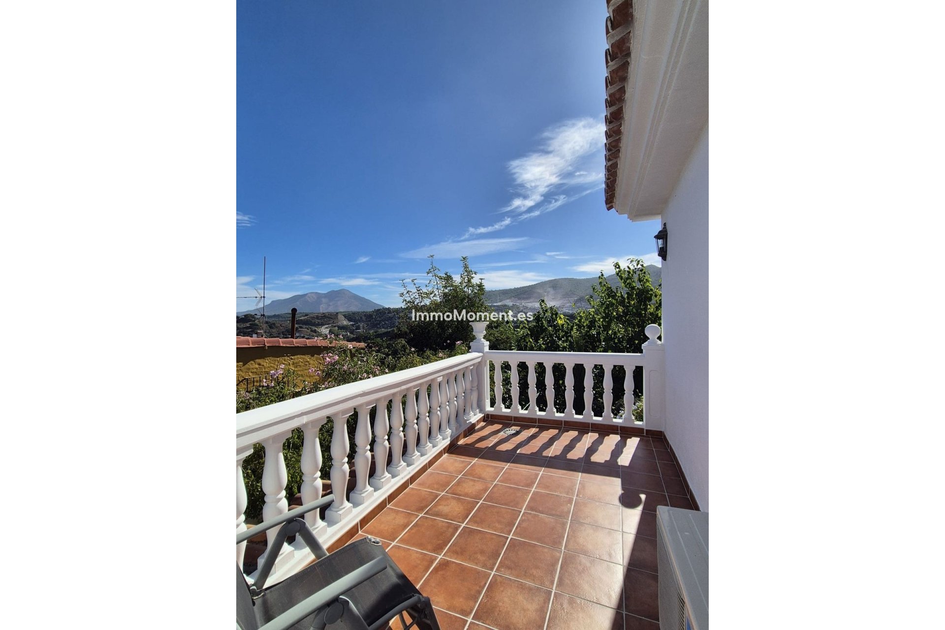 Resale - Detached villa - Inland  - Coín
