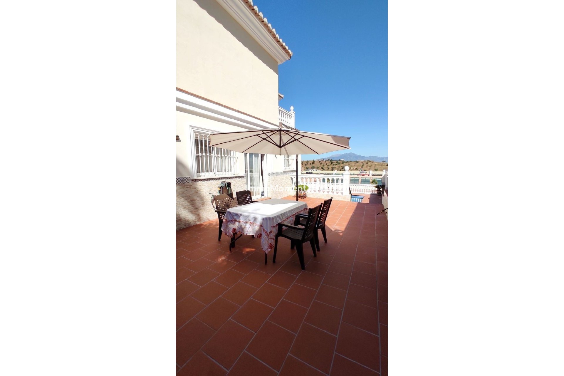 Resale - Detached villa - Inland  - Coín
