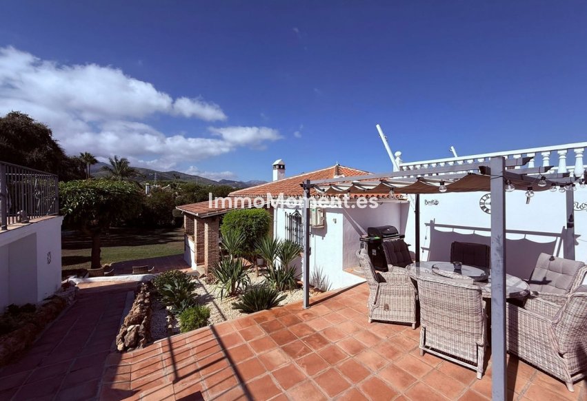 Resale - Detached villa - Inland  - Coín