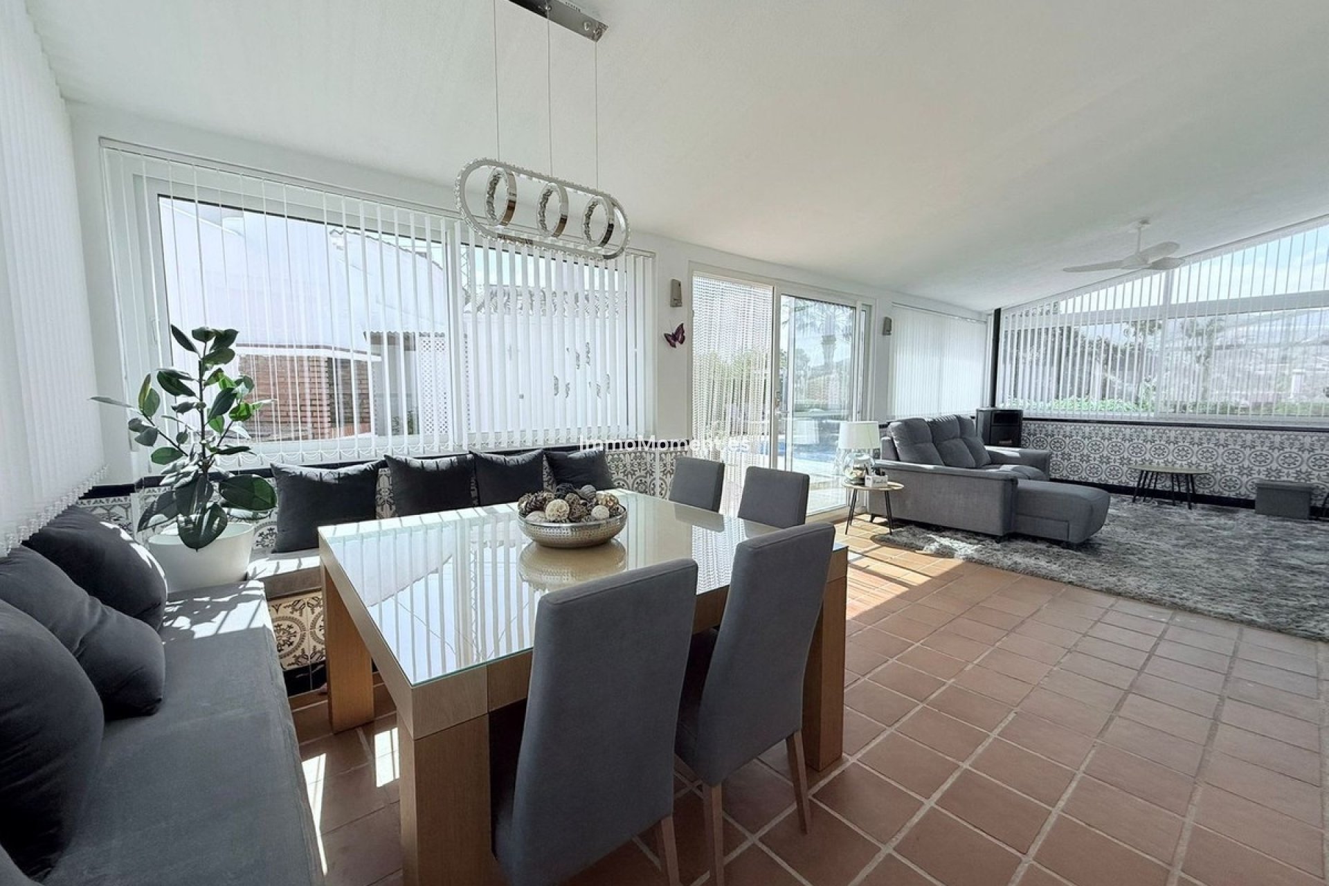 Resale - Detached villa - Inland  - Coín