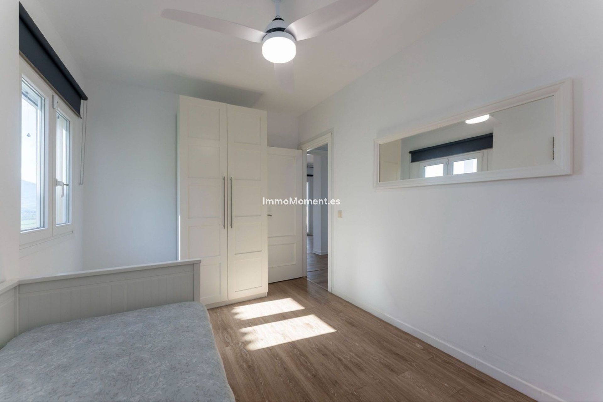 Resale - Detached villa - Inland  - Coín