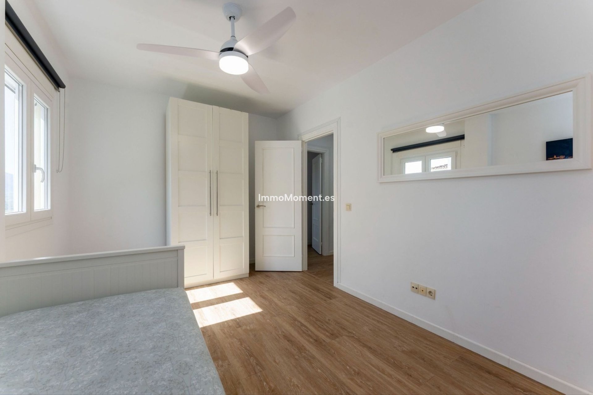Resale - Detached villa - Inland  - Coín