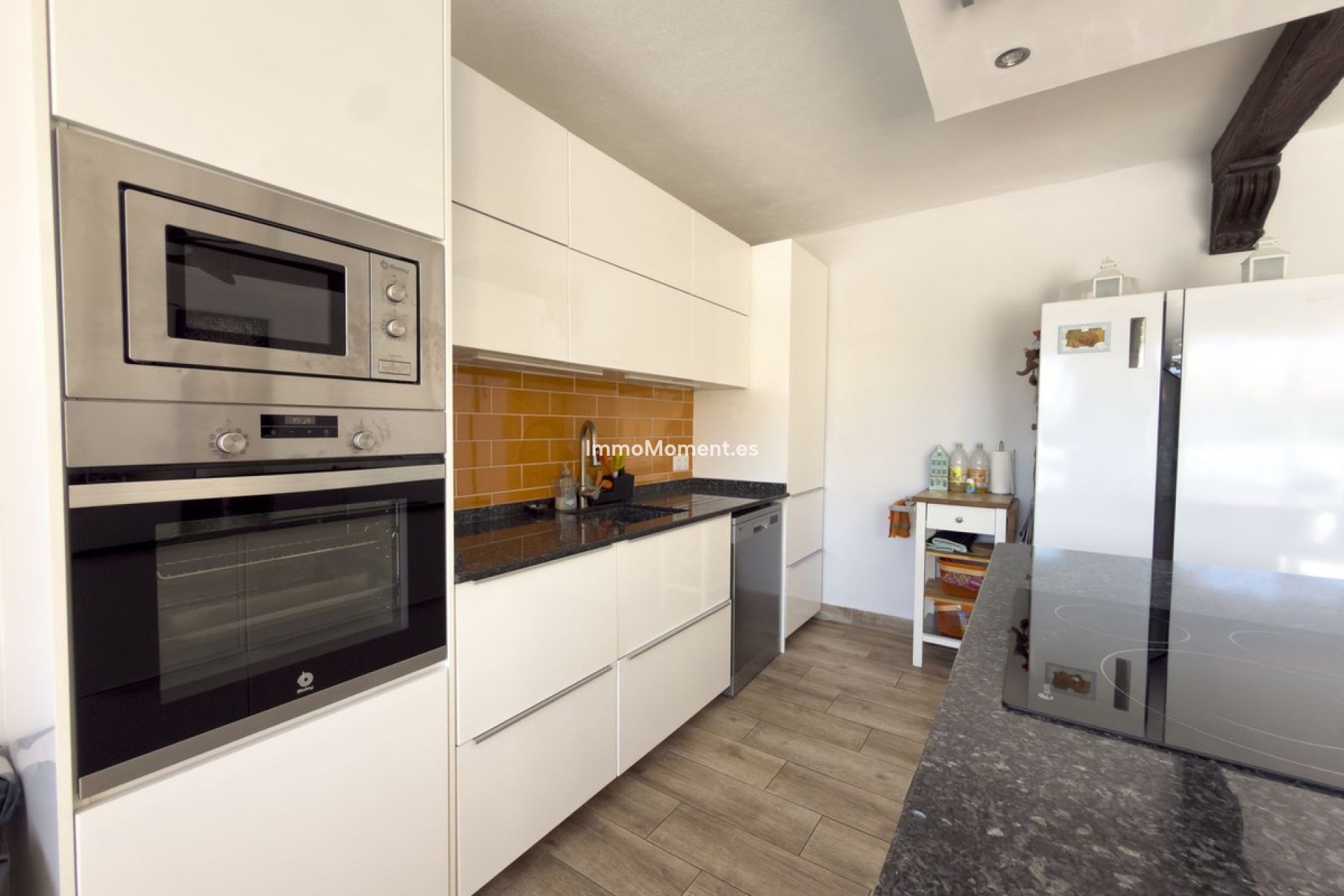 Resale - Detached villa - Inland  - Coín