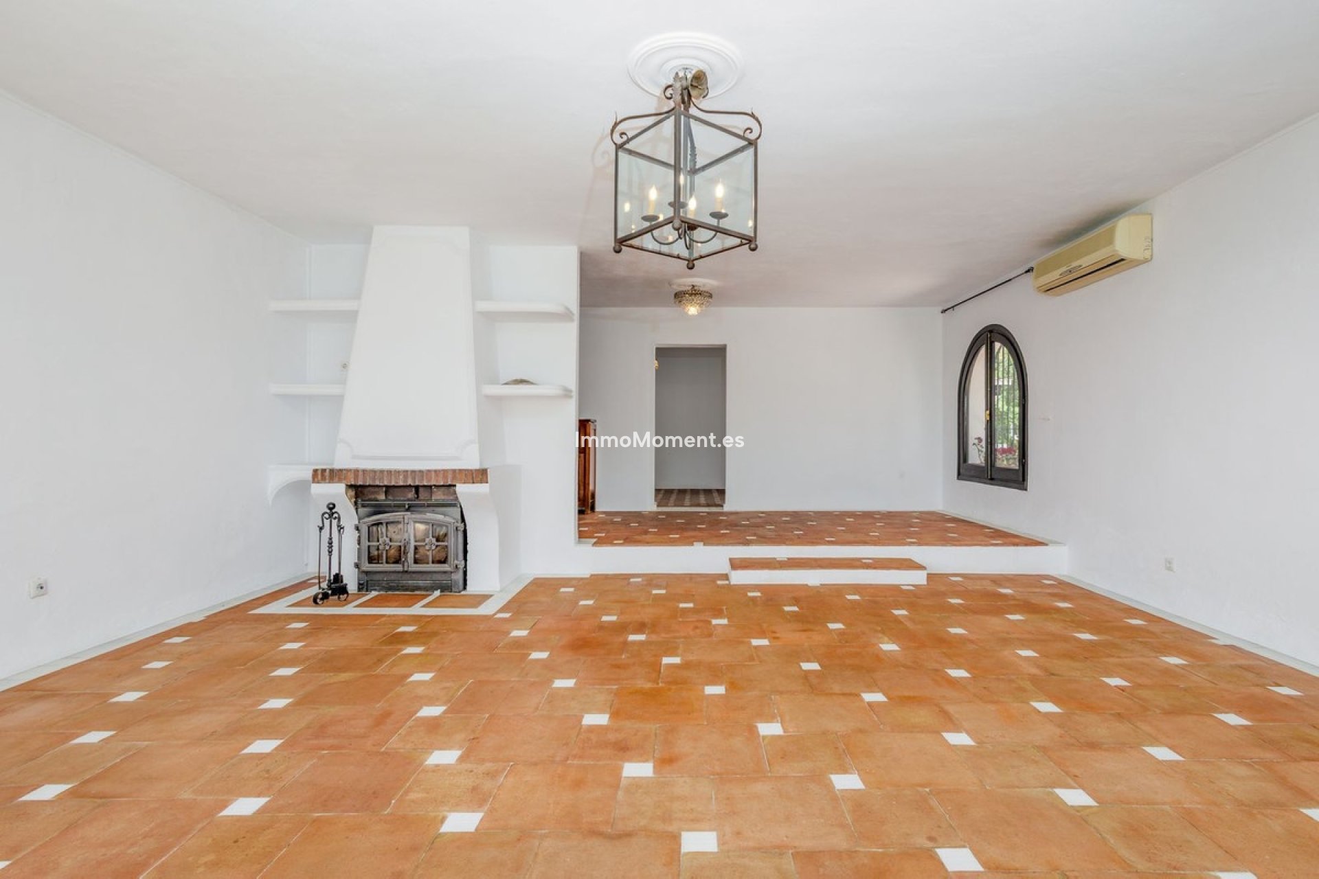 Resale - Detached villa - Inland  - Coín