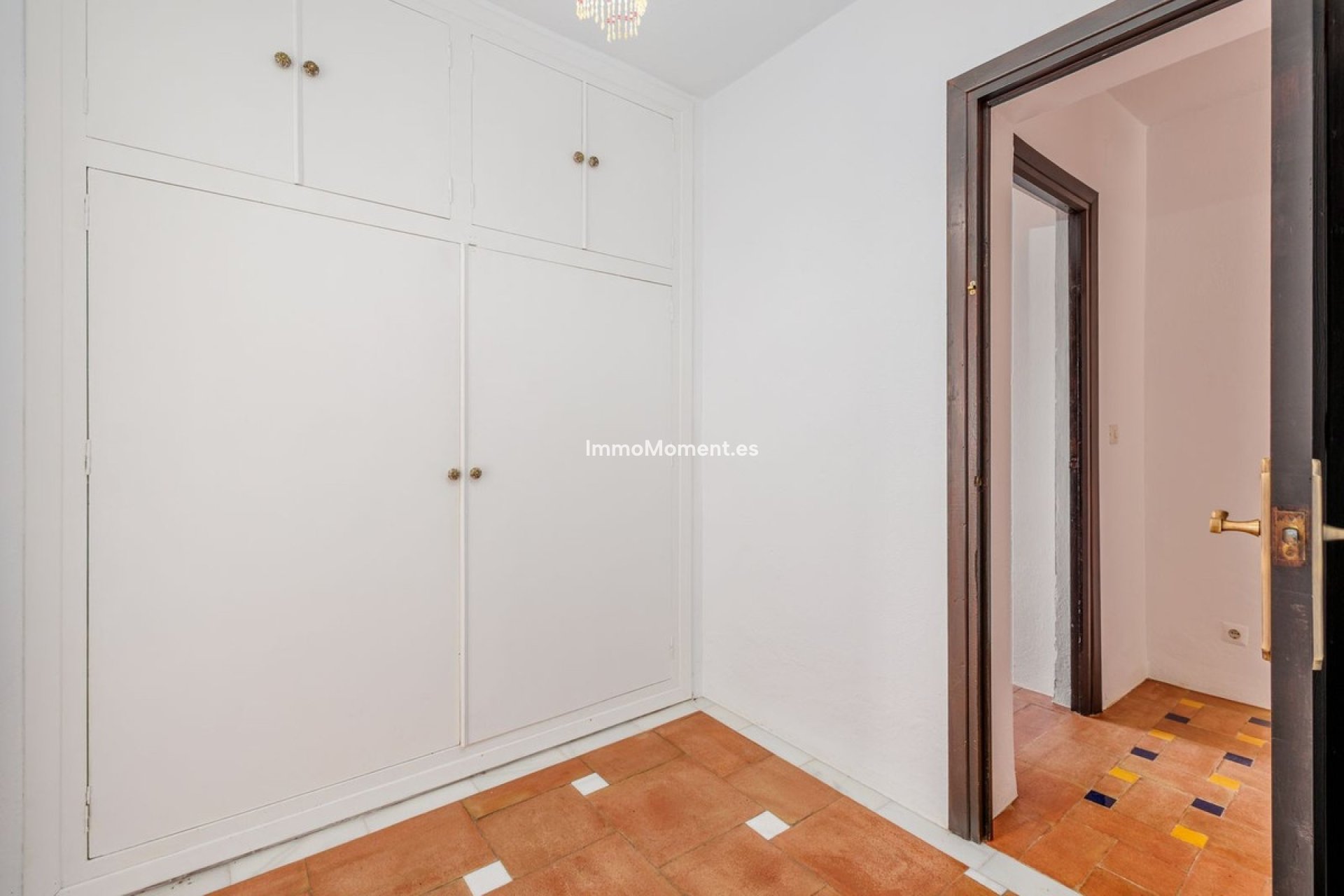 Resale - Detached villa - Inland  - Coín