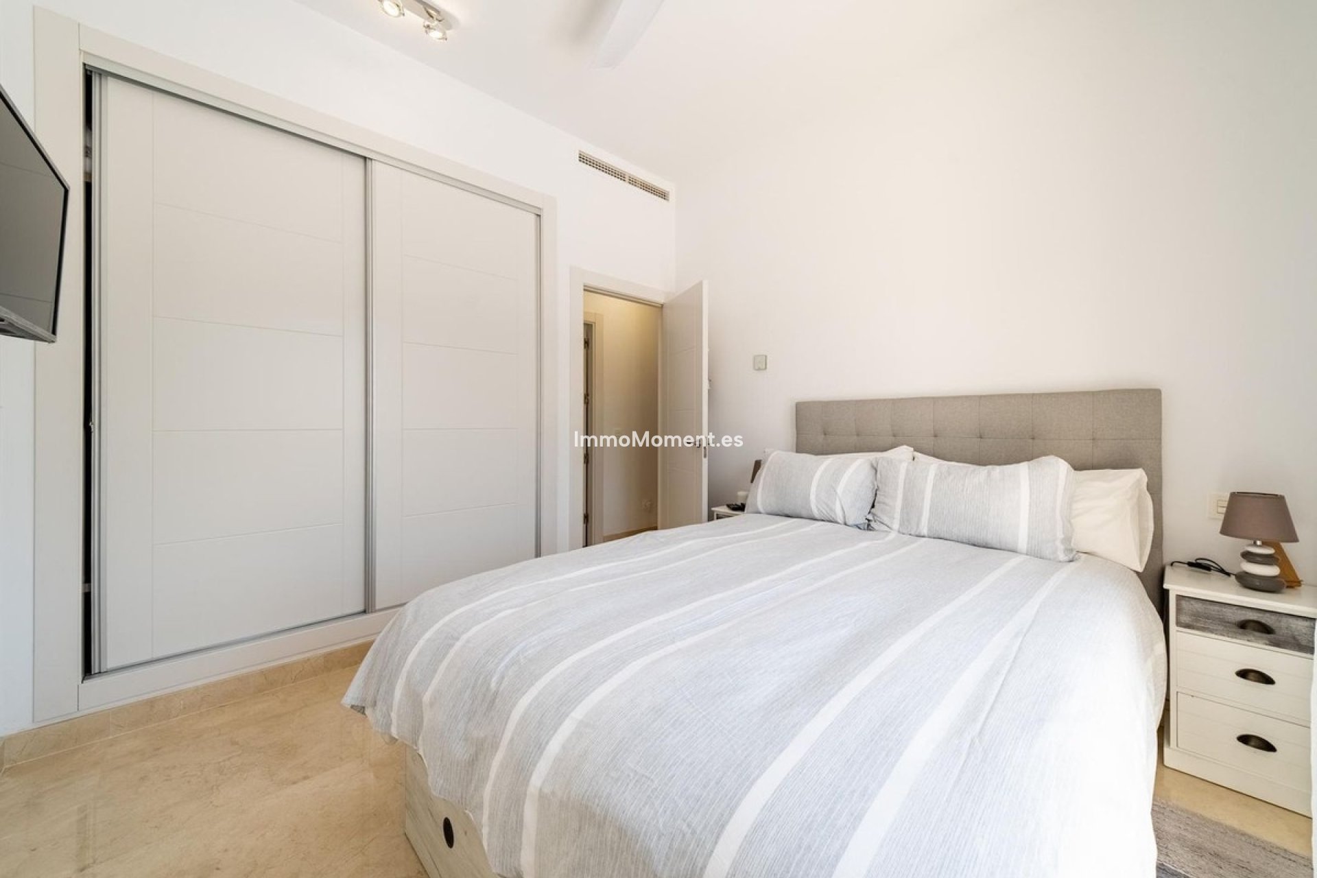 Resale - Detached villa - Inland  - Coín