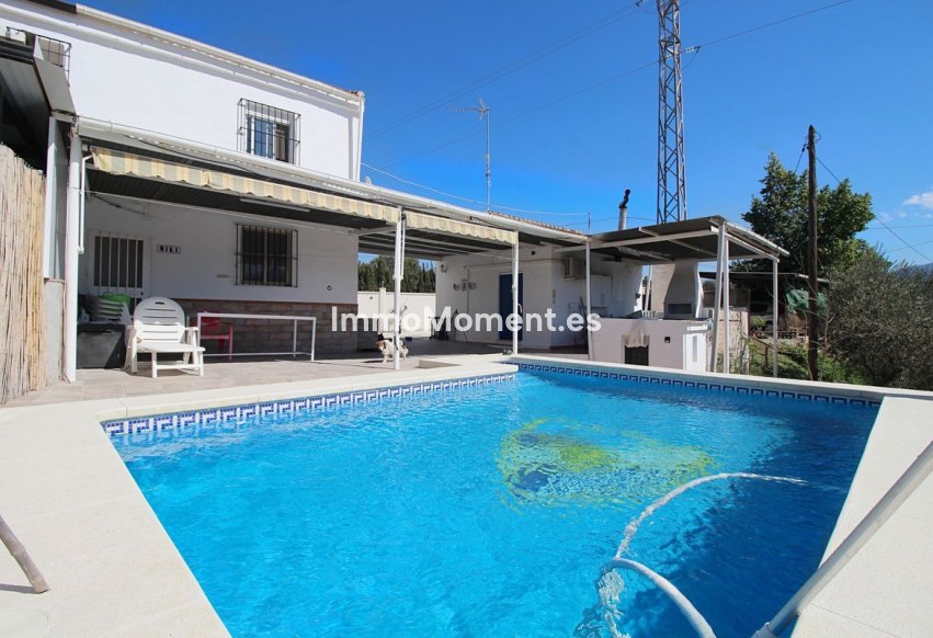 Resale - Detached villa - Inland  - Coín