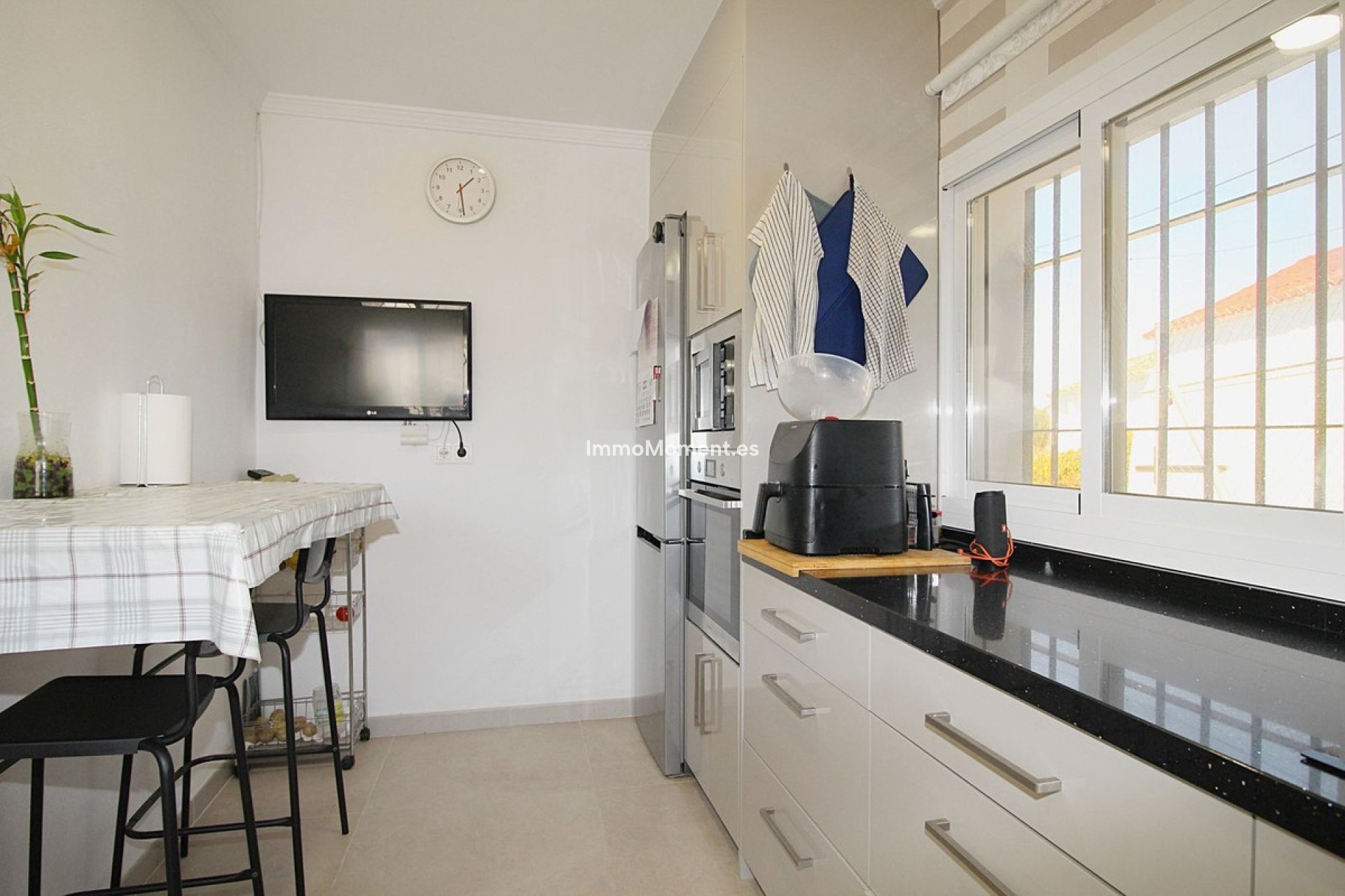 Resale - Detached villa - Inland  - Coín