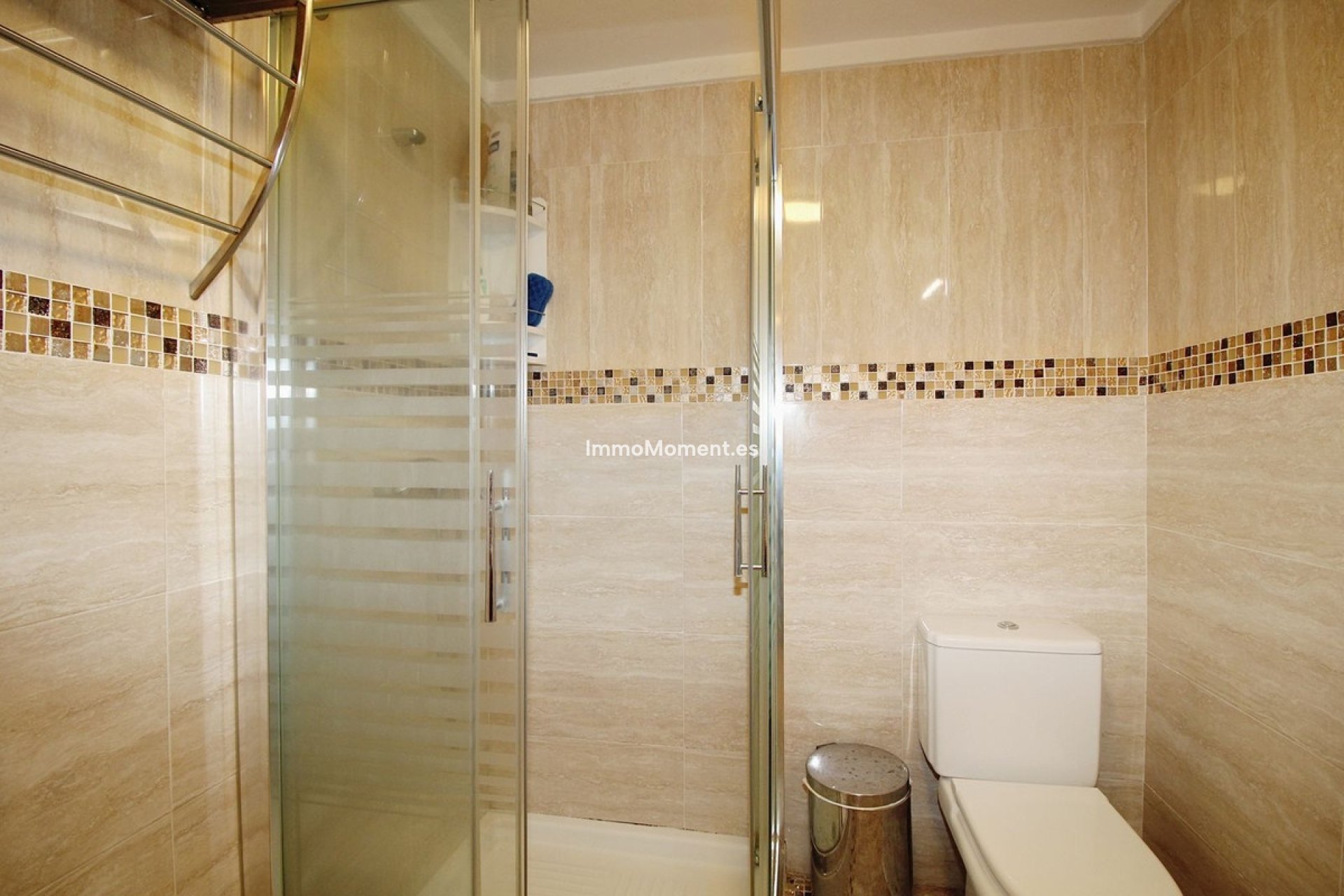 Resale - Detached villa - Inland  - Coín