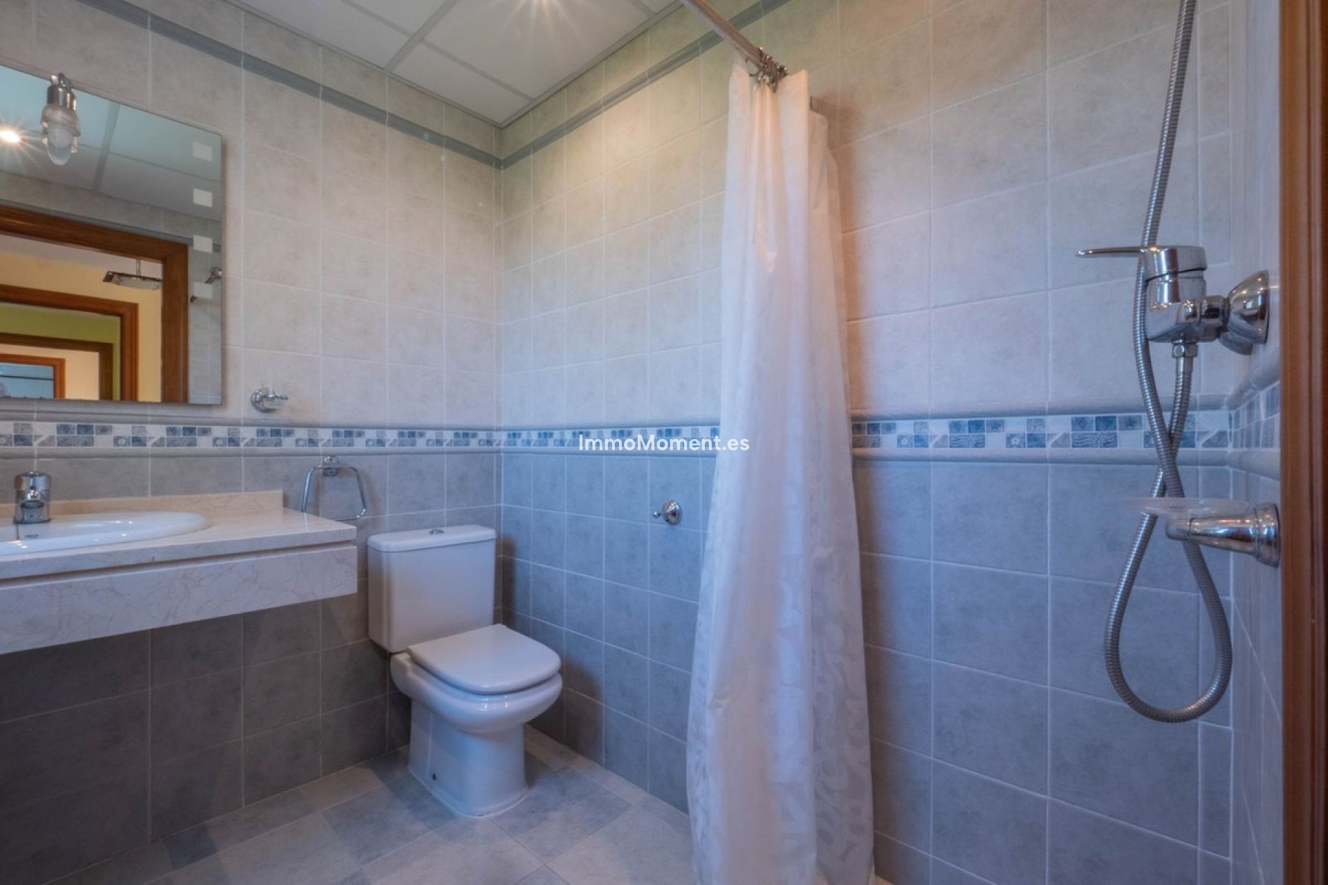 Resale - Detached villa - Inland  - Coín