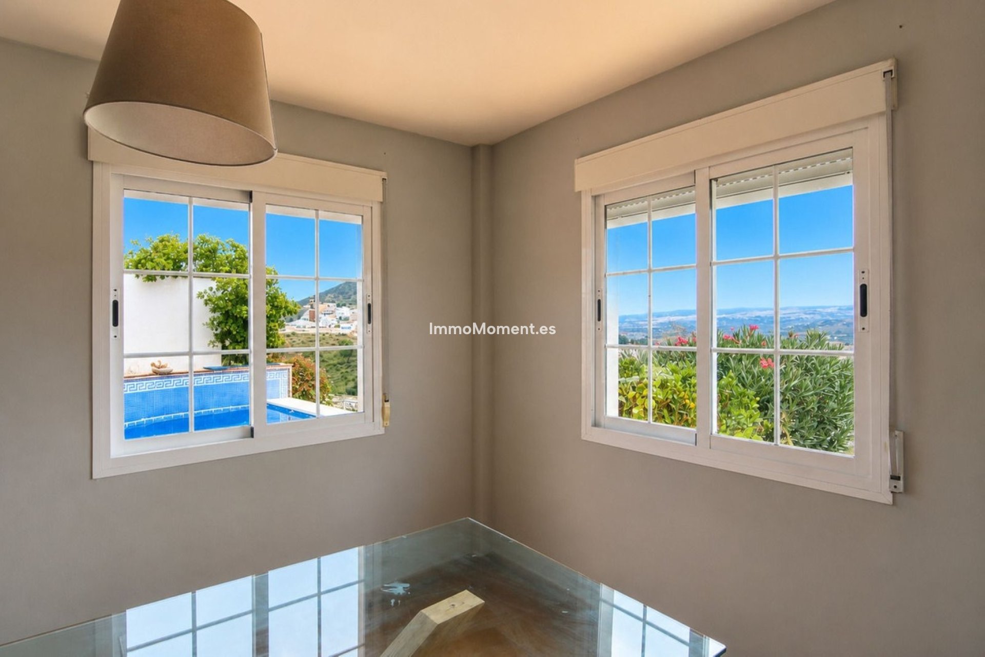 Resale - Detached villa - Inland  - Coín