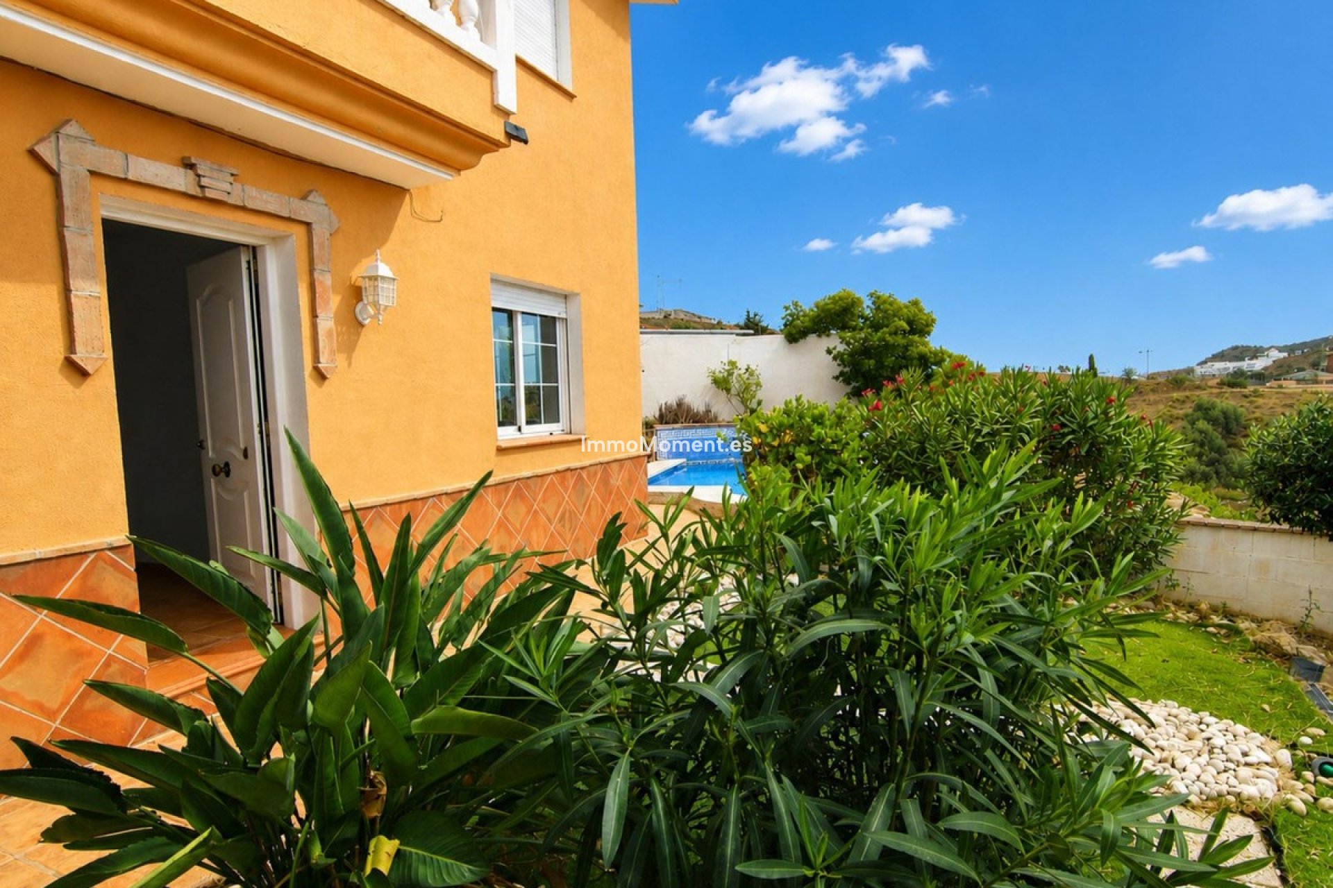 Resale - Detached villa - Inland  - Coín