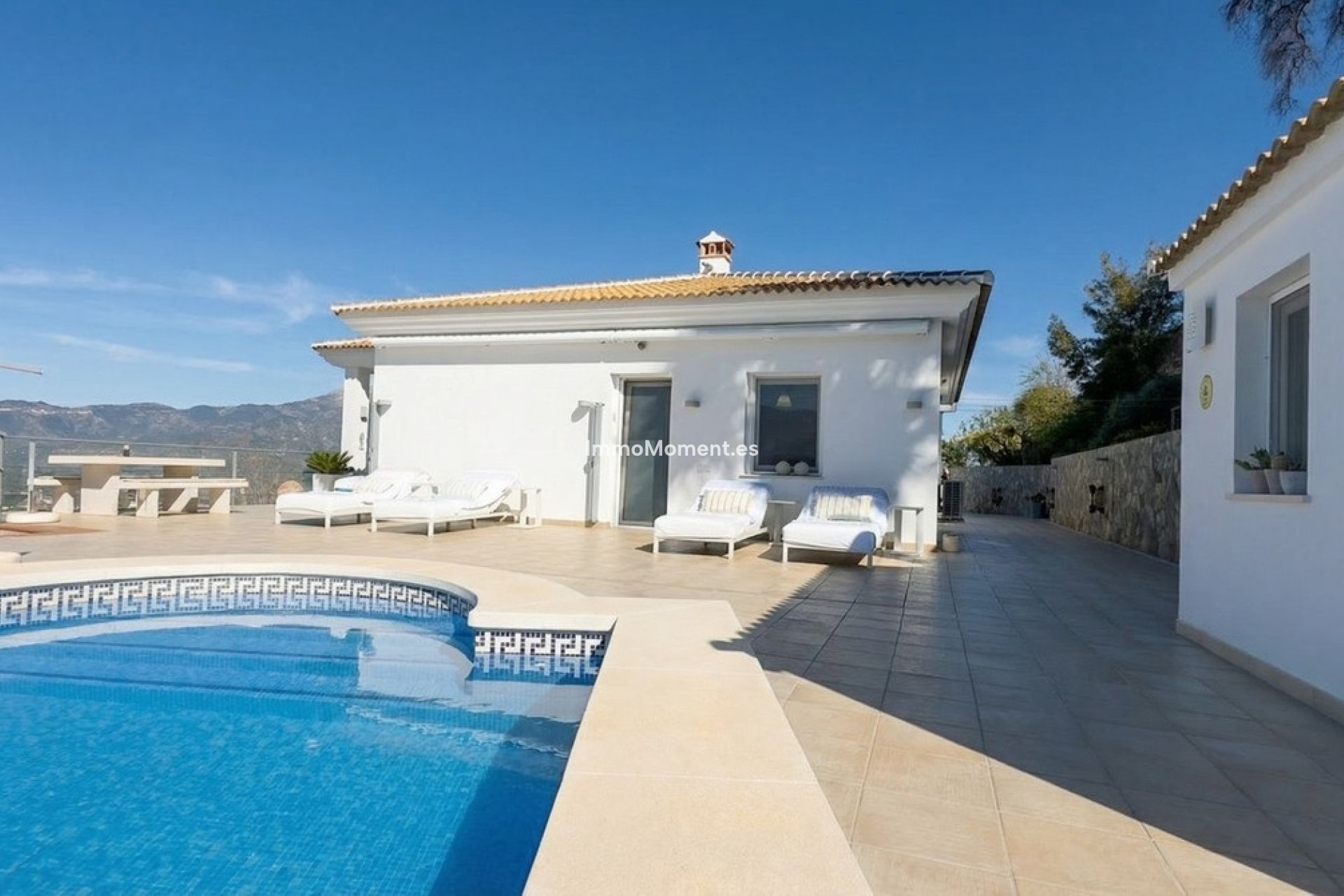 Resale - Detached villa - Inland  - Guaro