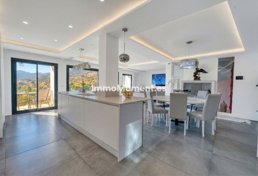 Resale - Detached villa - Inland  - Istán