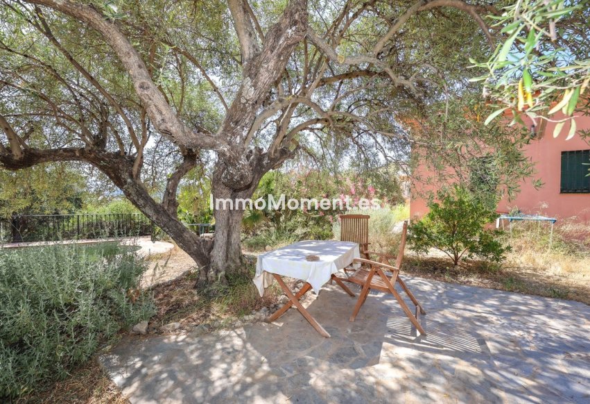 Resale - Detached villa - Inland  - Monda