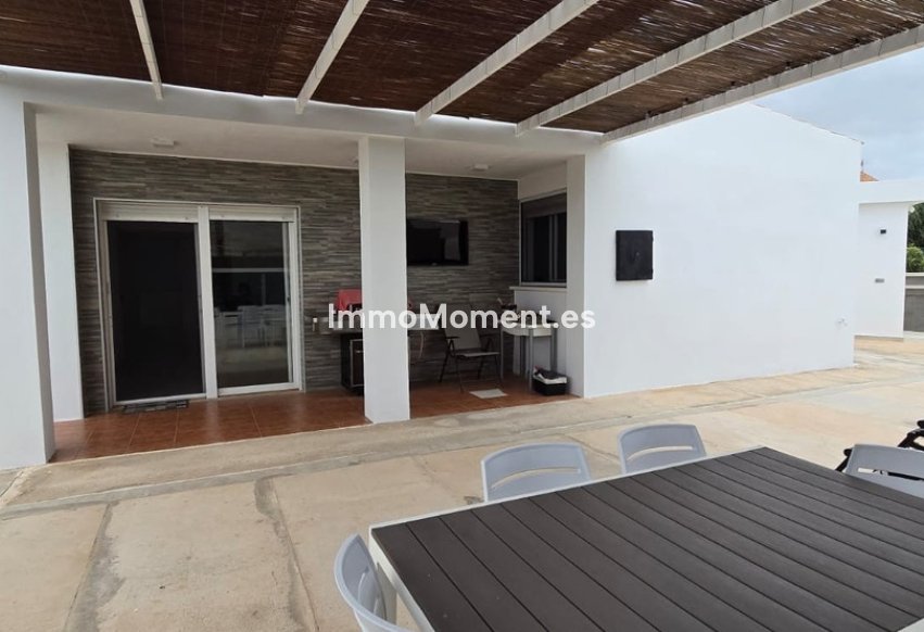 Resale - Detached villa - La Nucía - La Nucia Centro