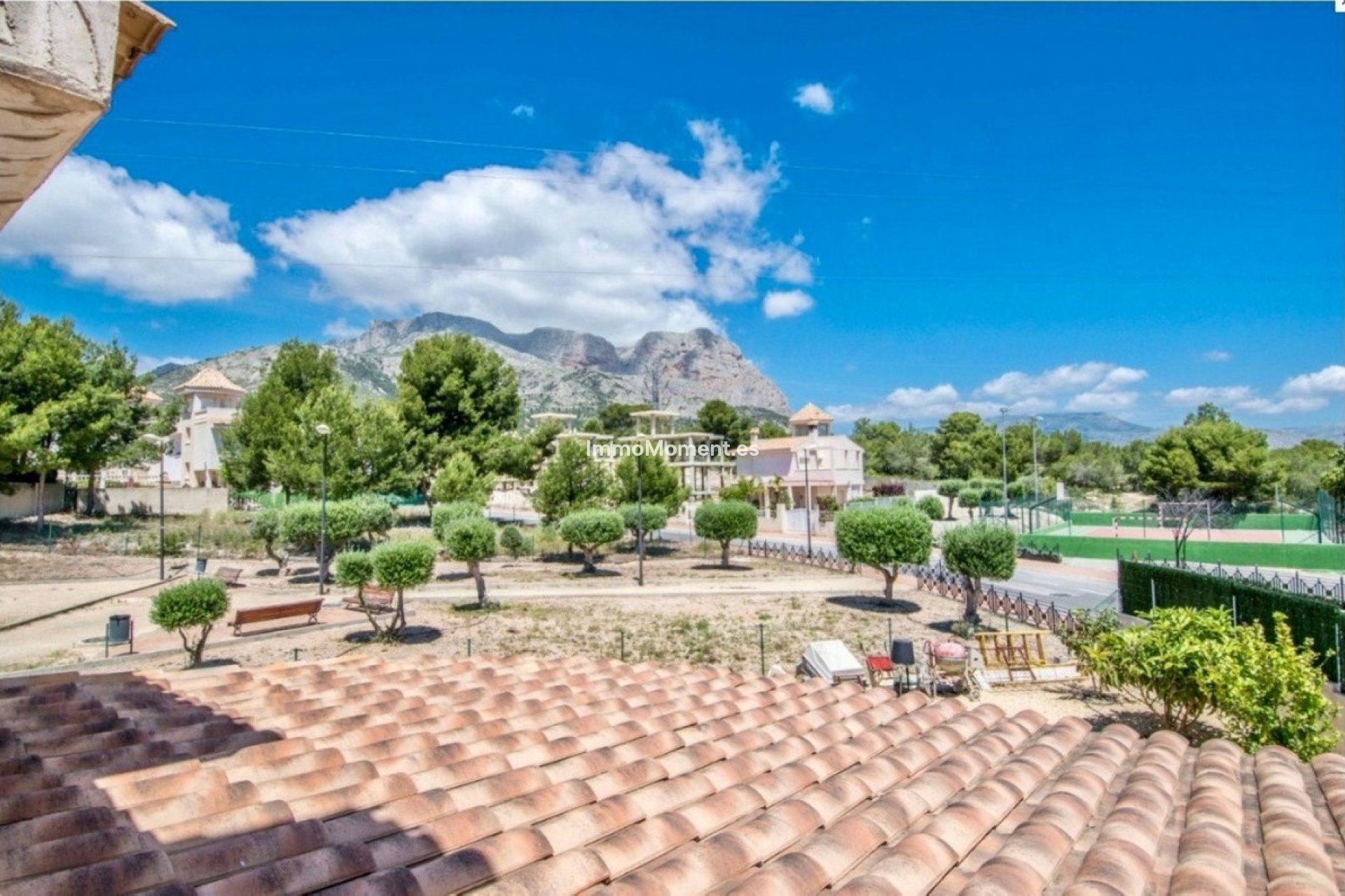 Resale - Detached villa - La Nucía - La Nucia Centro