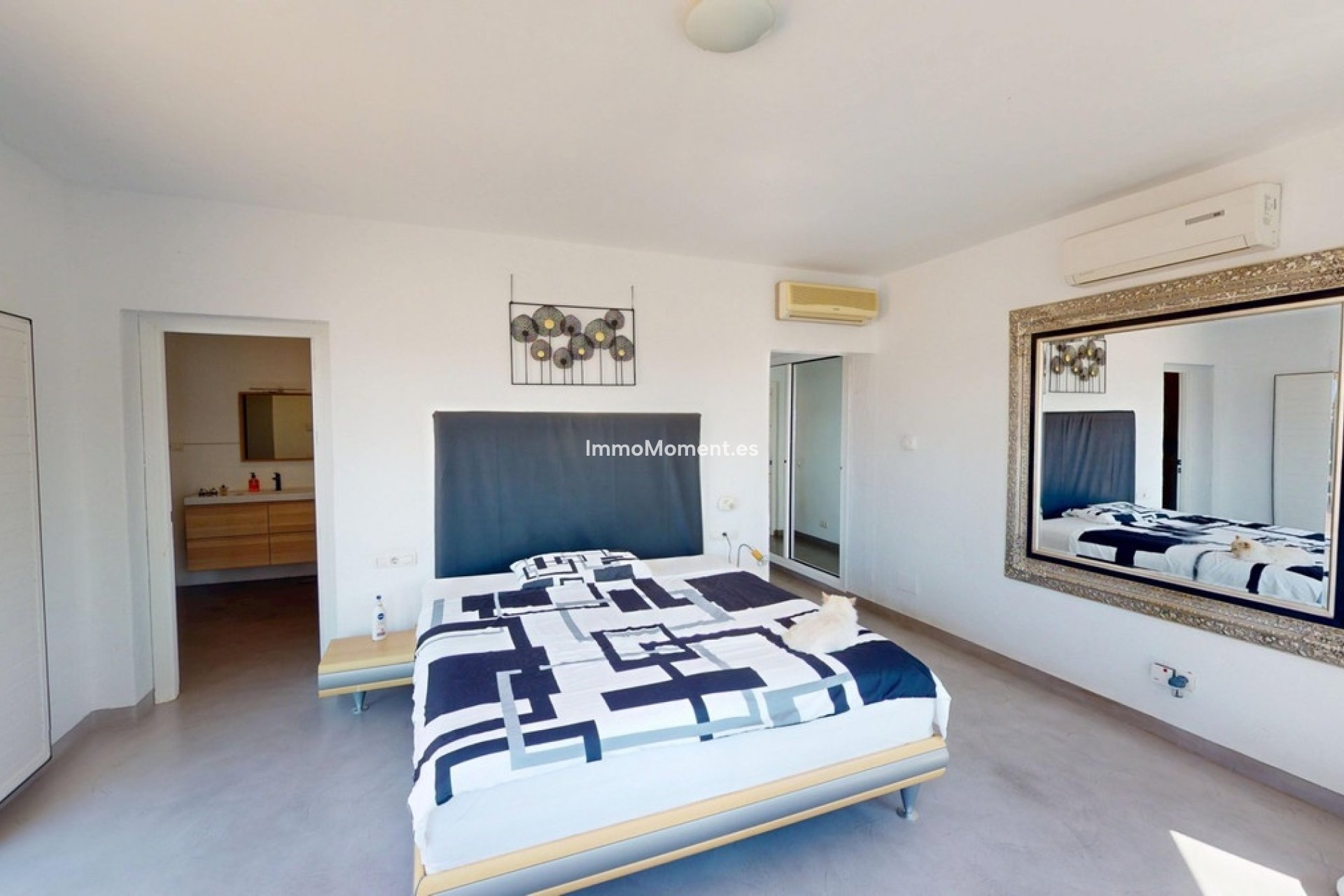 Resale - Detached villa - Málaga Este - El Trapiche