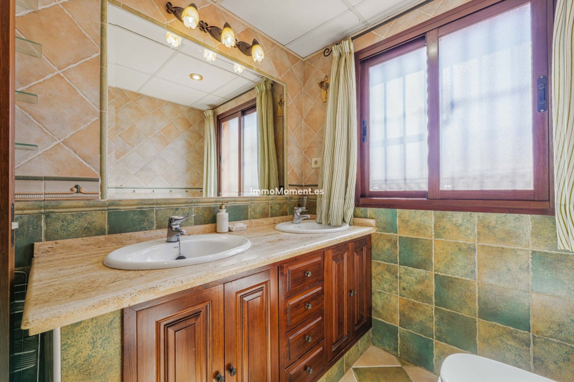 Resale - Detached villa - Málaga - Puerto de la Torre