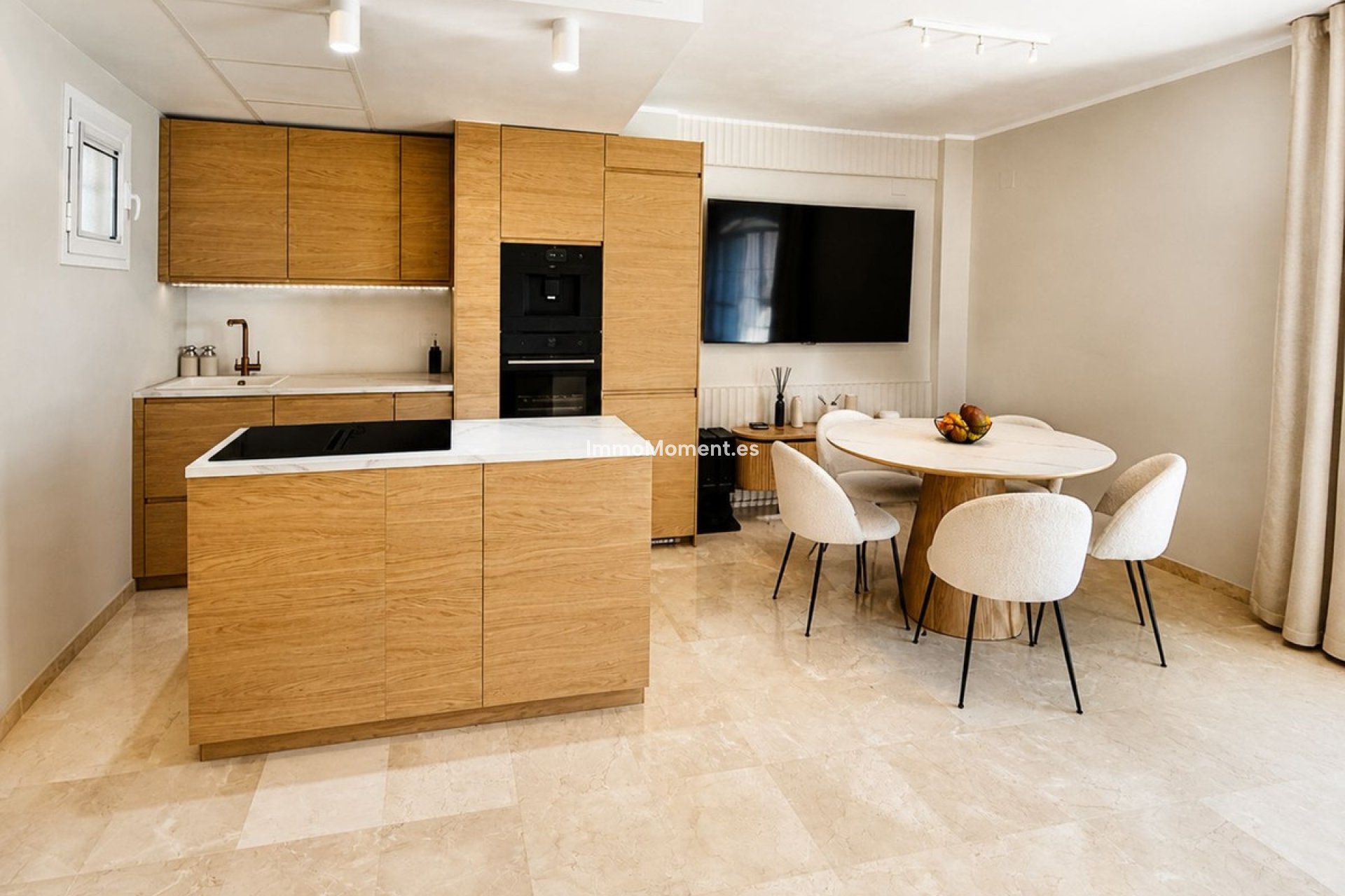 Resale - Detached villa - Manilva - La Duquesa