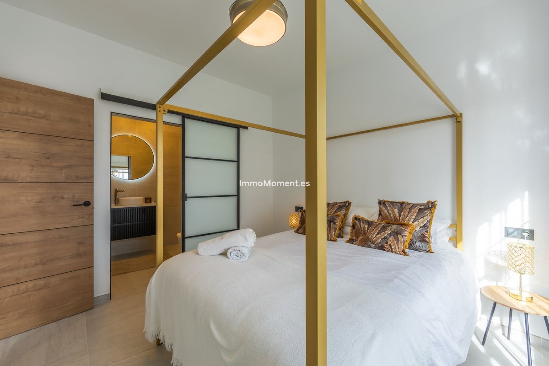 Resale - Detached villa - Manilva - La Duquesa