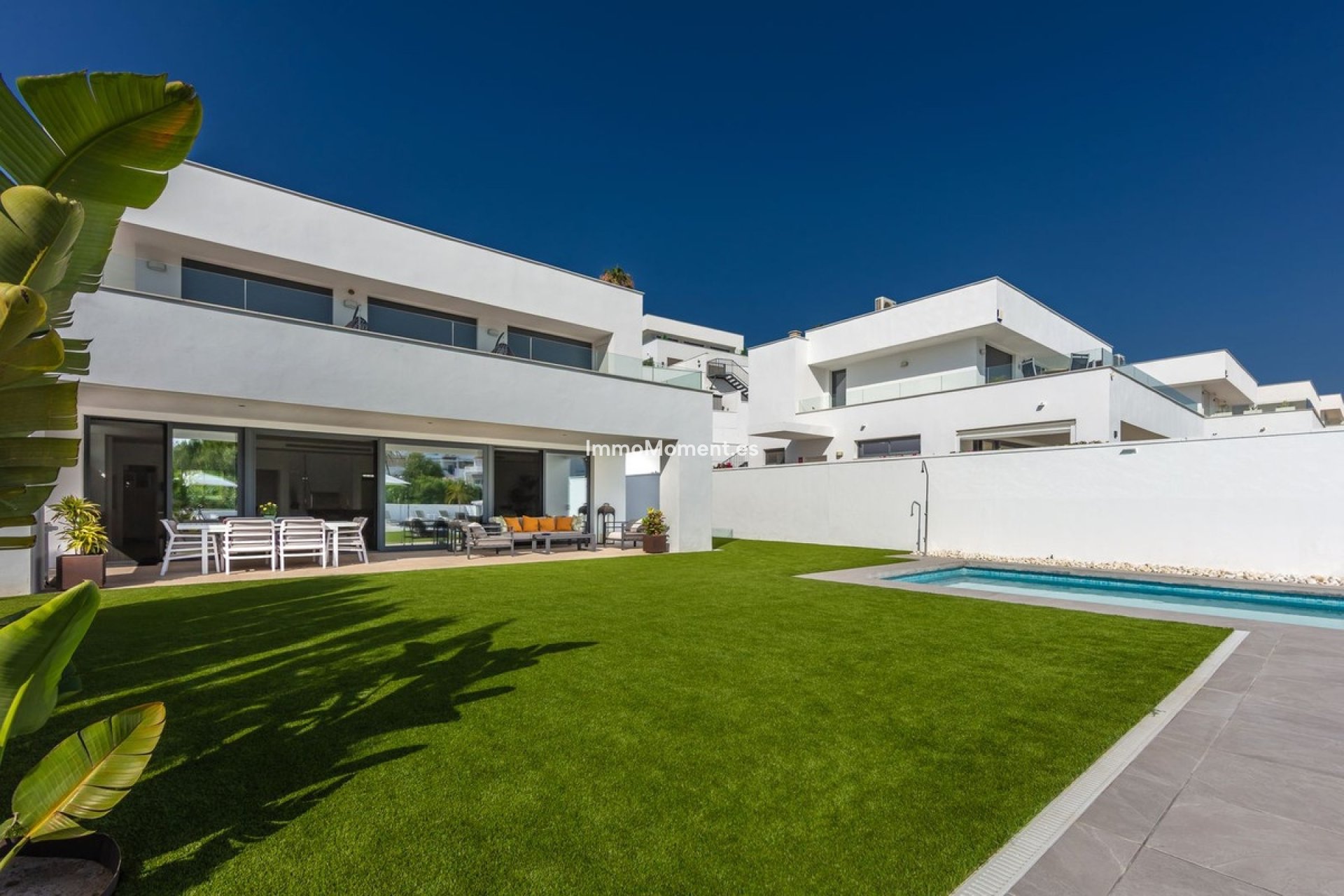 Resale - Detached villa - Manilva - La Duquesa
