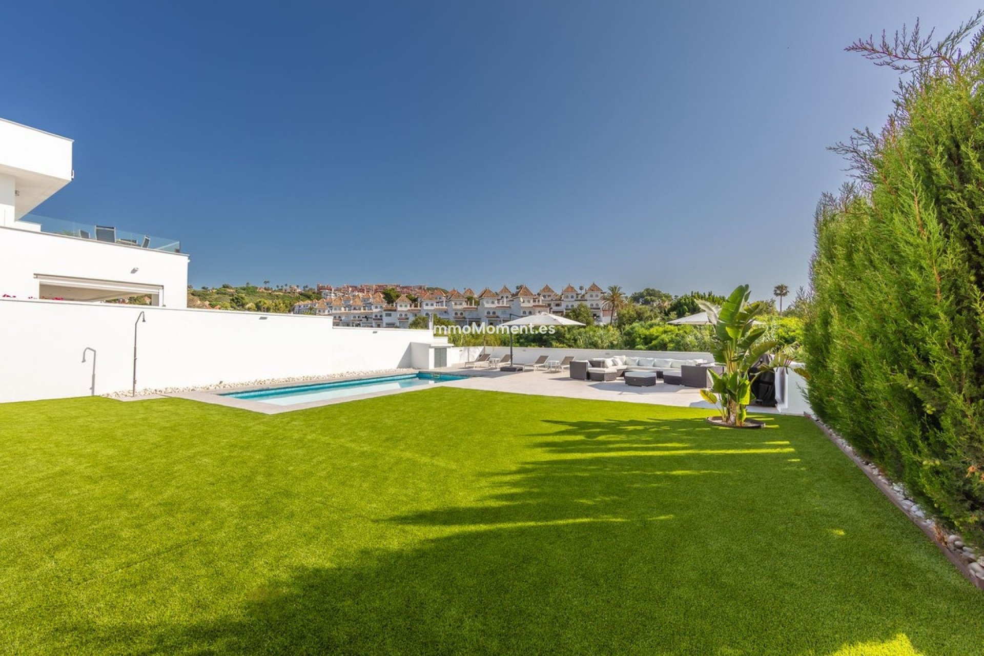 Resale - Detached villa - Manilva - La Duquesa