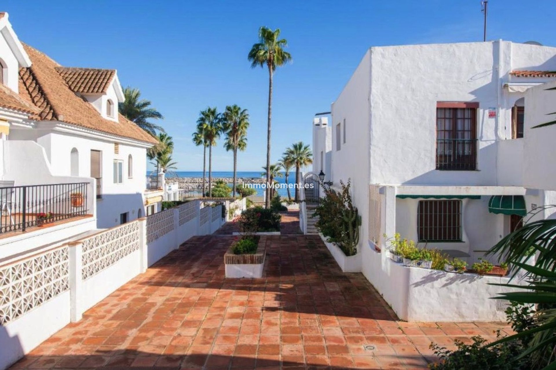 Resale - Detached villa - Manilva - La Duquesa