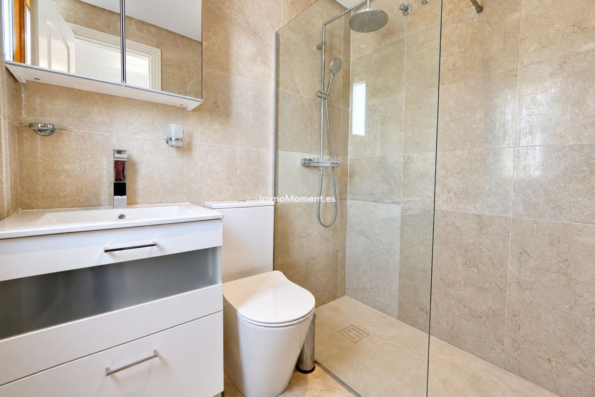 Resale - Detached villa - Manilva - La Duquesa