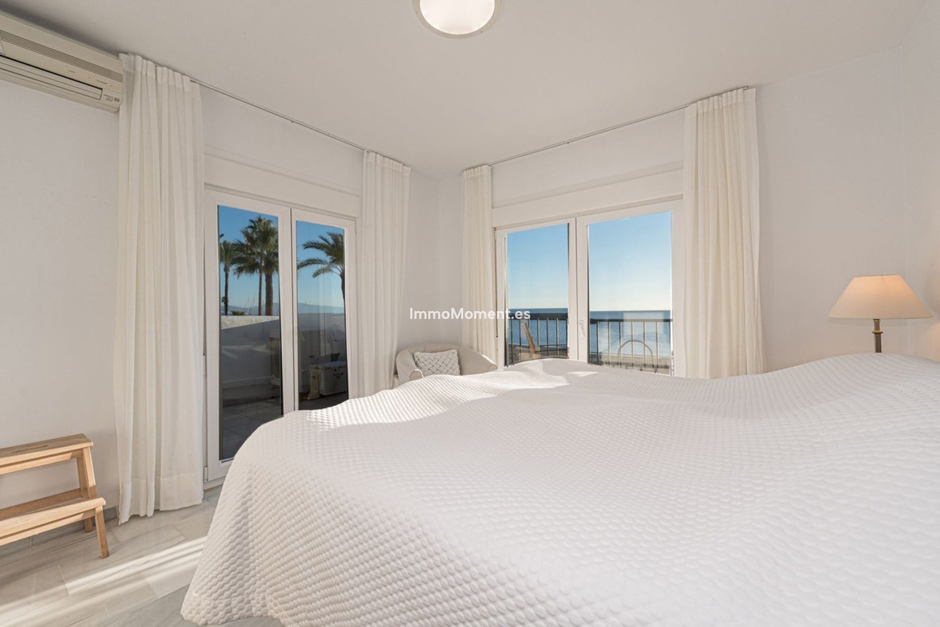 Resale - Detached villa - Manilva - La Duquesa