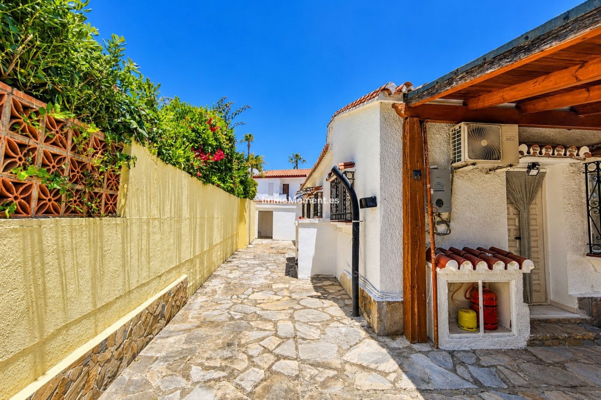 Resale - Detached villa - Manilva - La Duquesa
