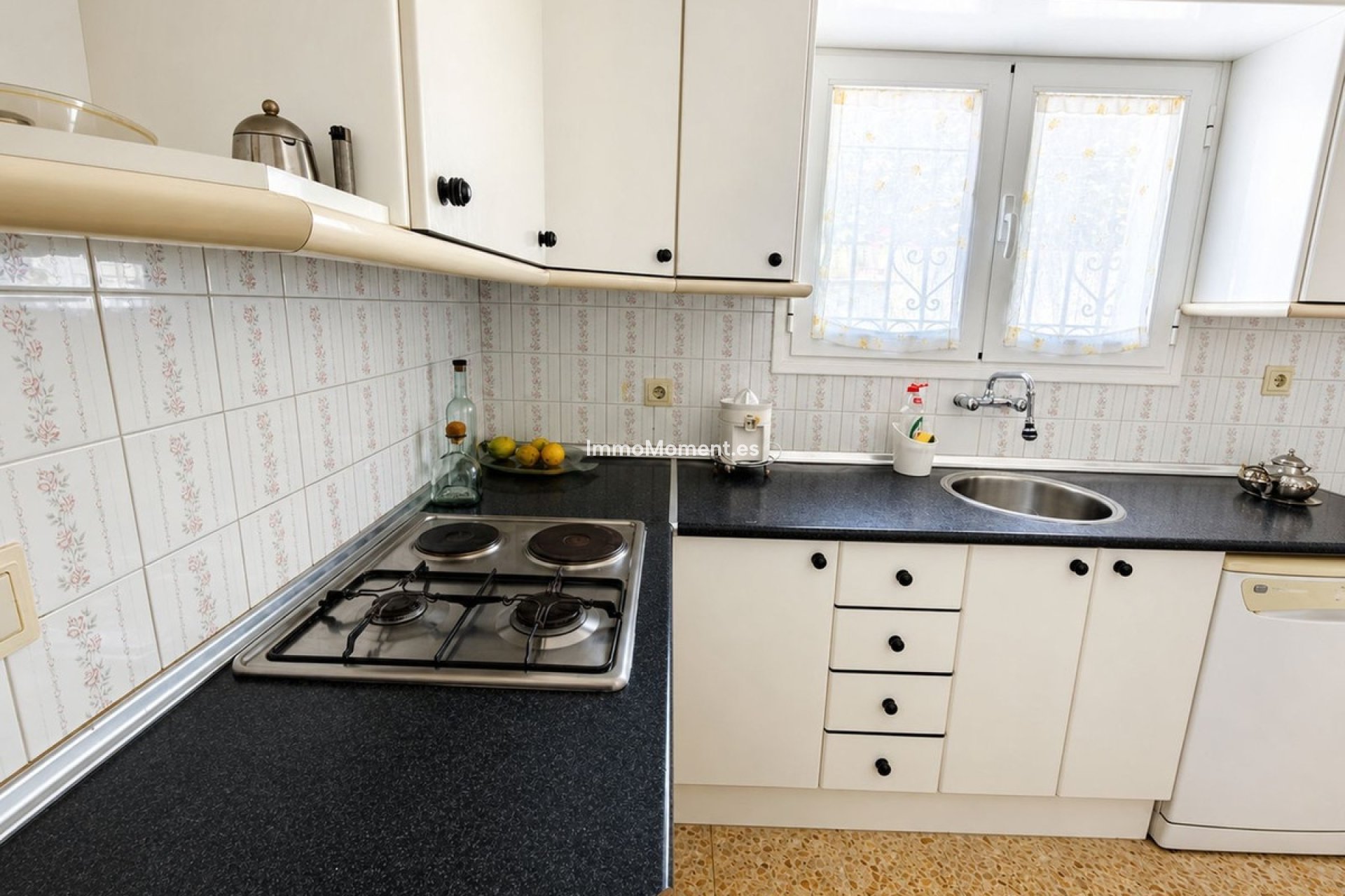 Resale - Detached villa - Manilva - La Duquesa