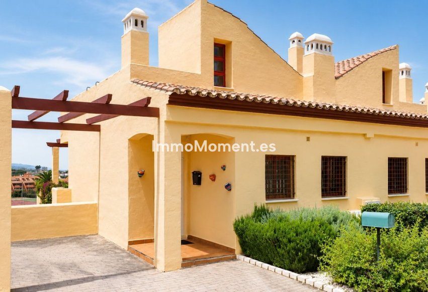 Resale - Detached villa - Manilva - La Duquesa