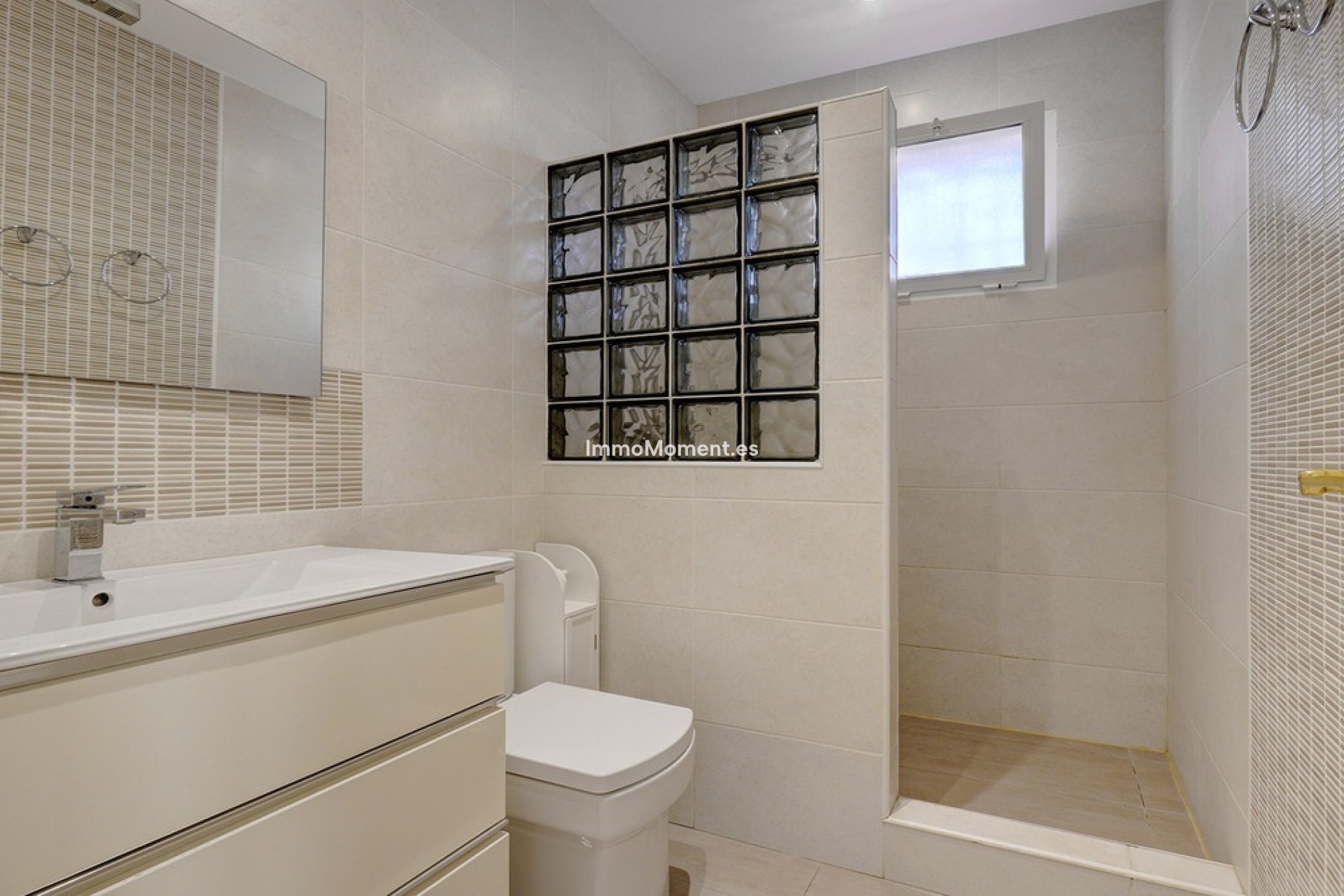 Resale - Detached villa - Manilva - La Duquesa